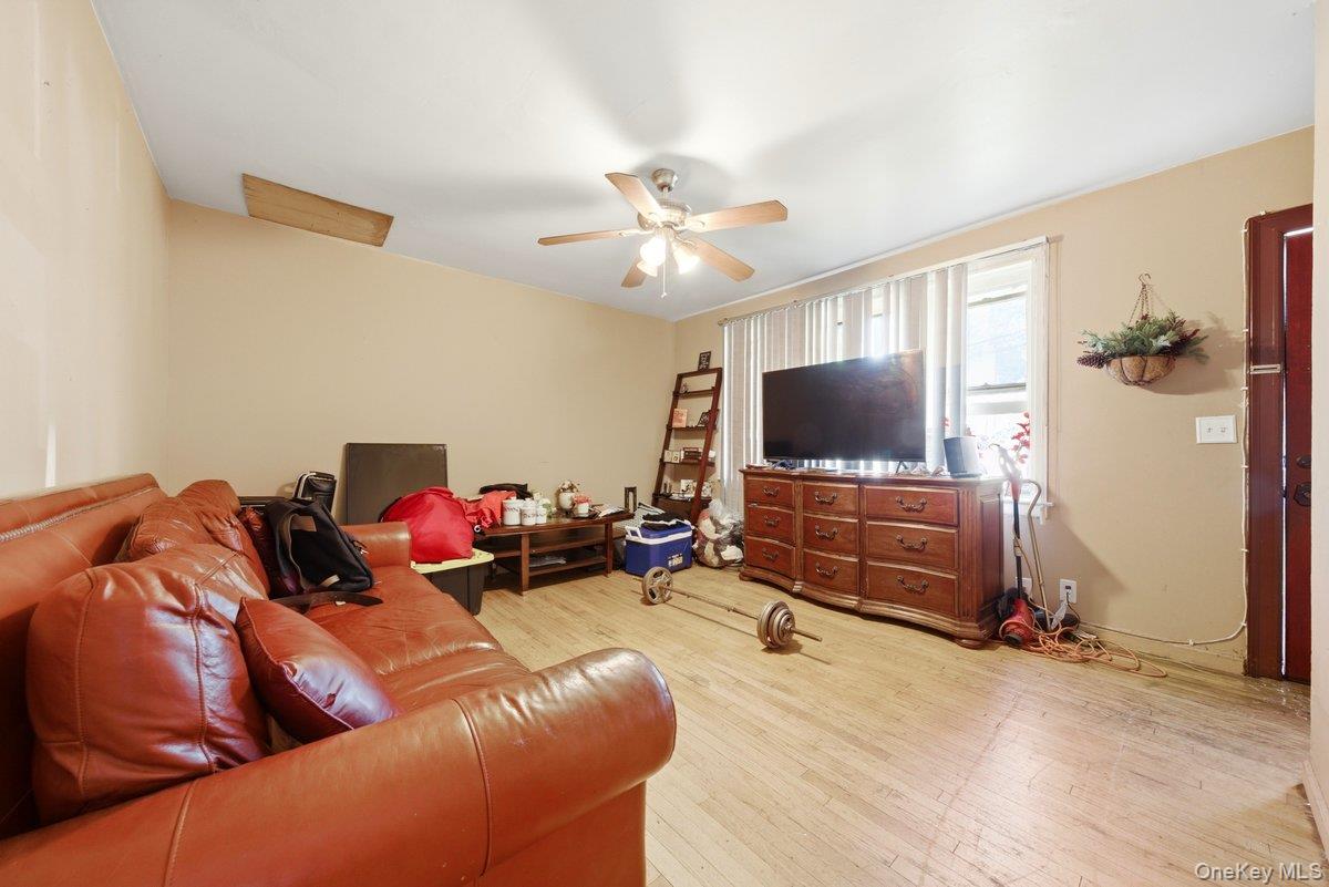 290 First Street Property Photo 5