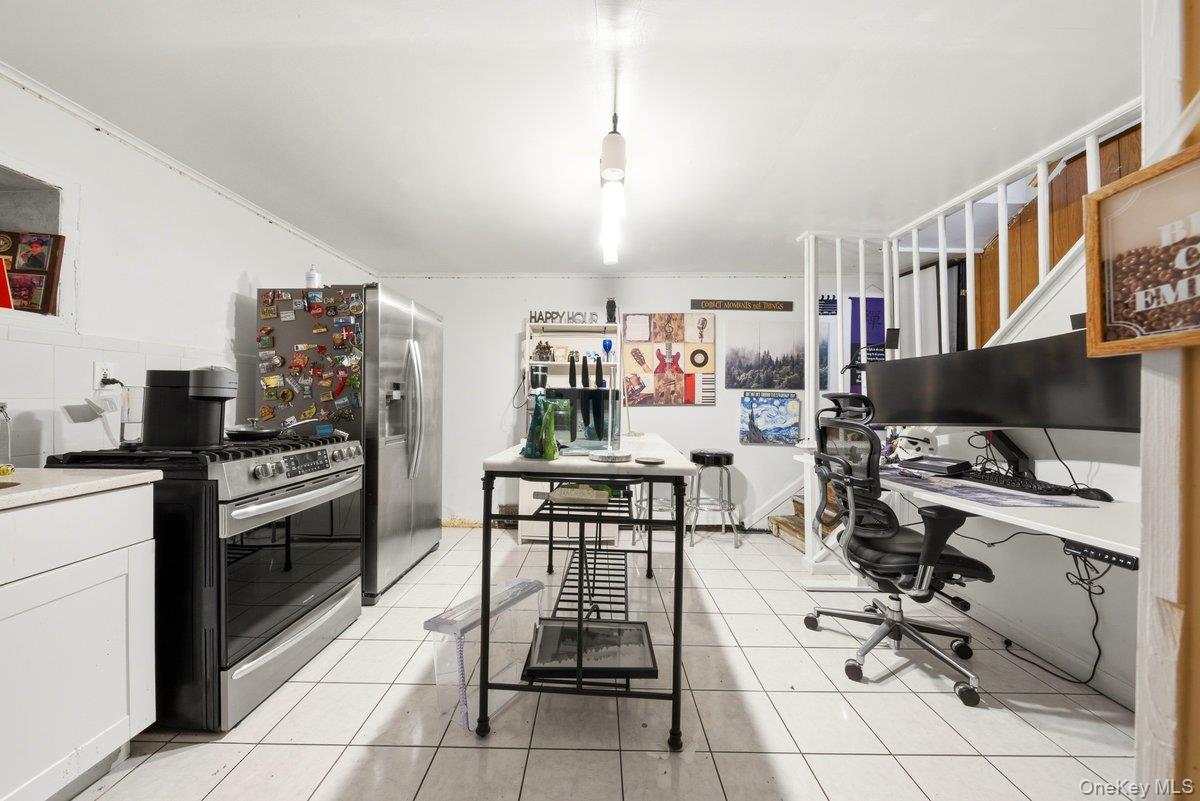 290 First Street Property Photo 14