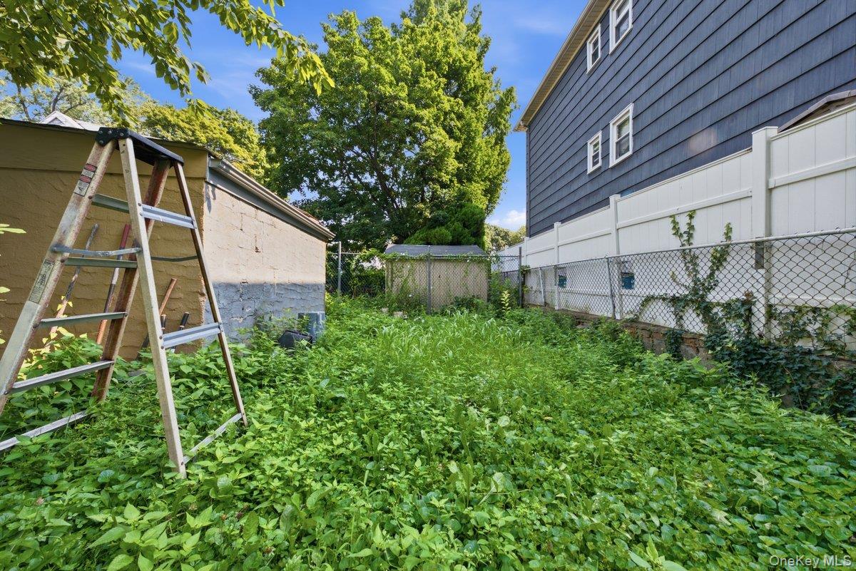 290 First Street Property Photo 20