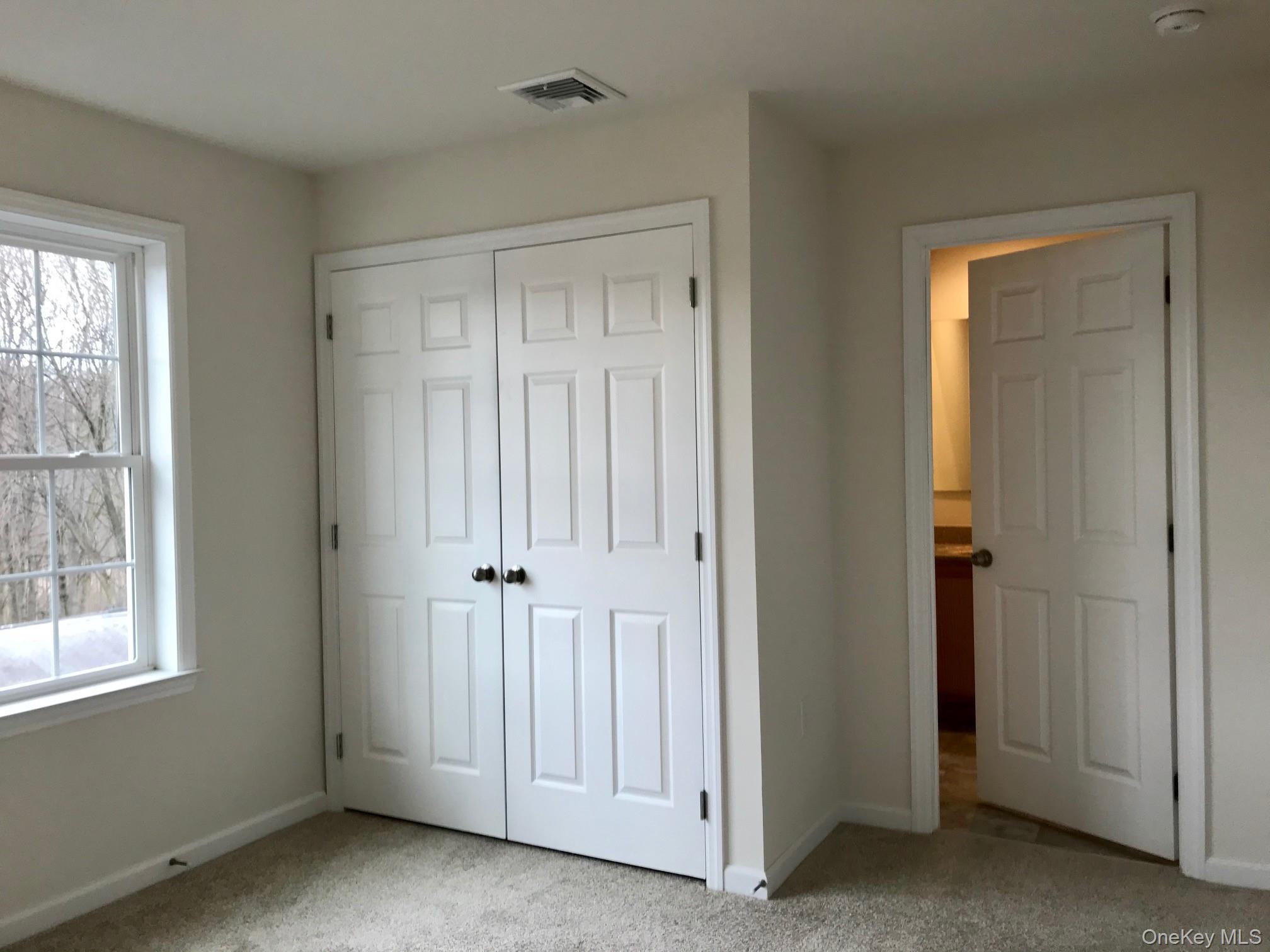 1004 N Division Street C Property Photo 11