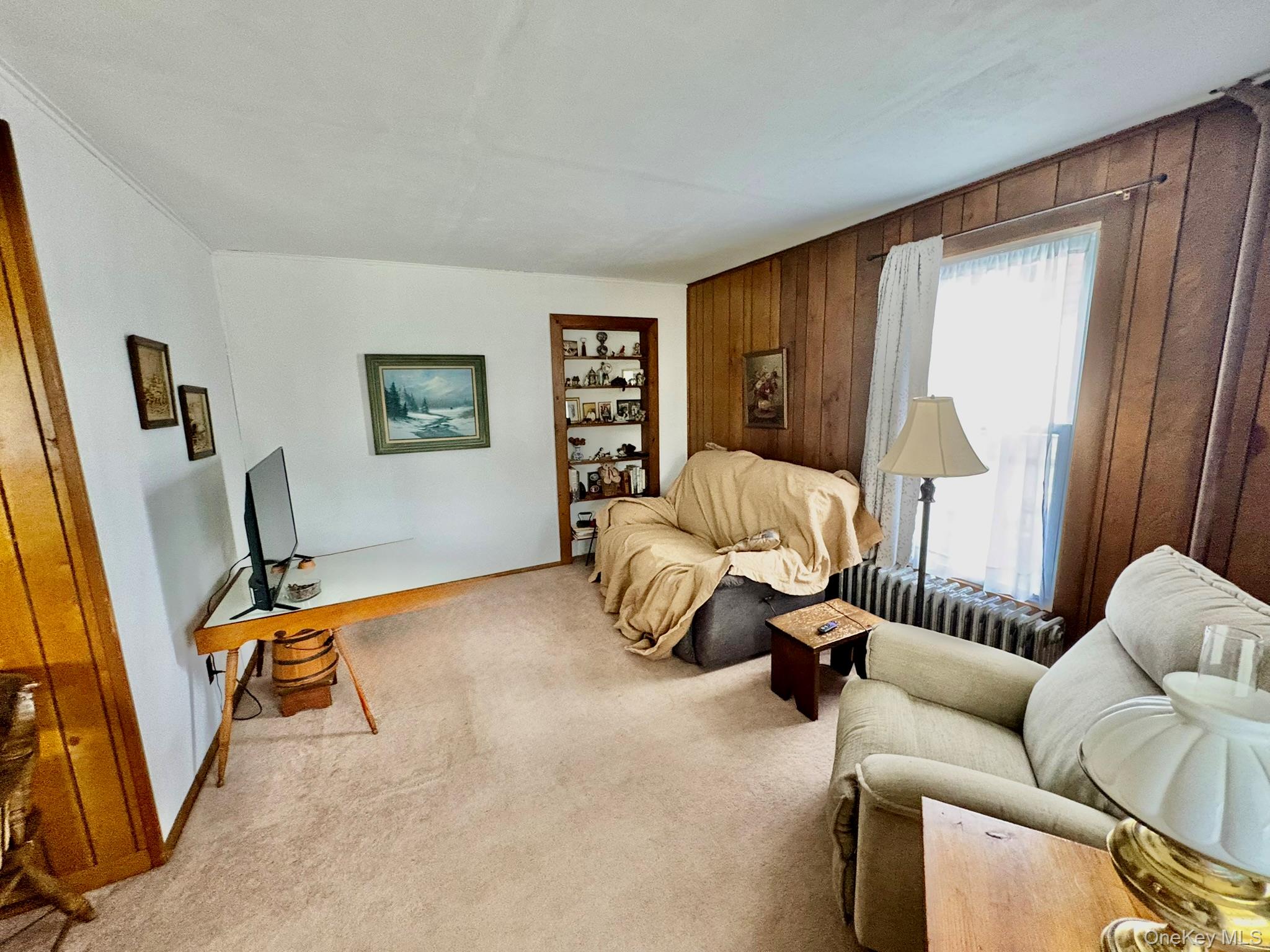 5 Riverside Drive Property Photo 6