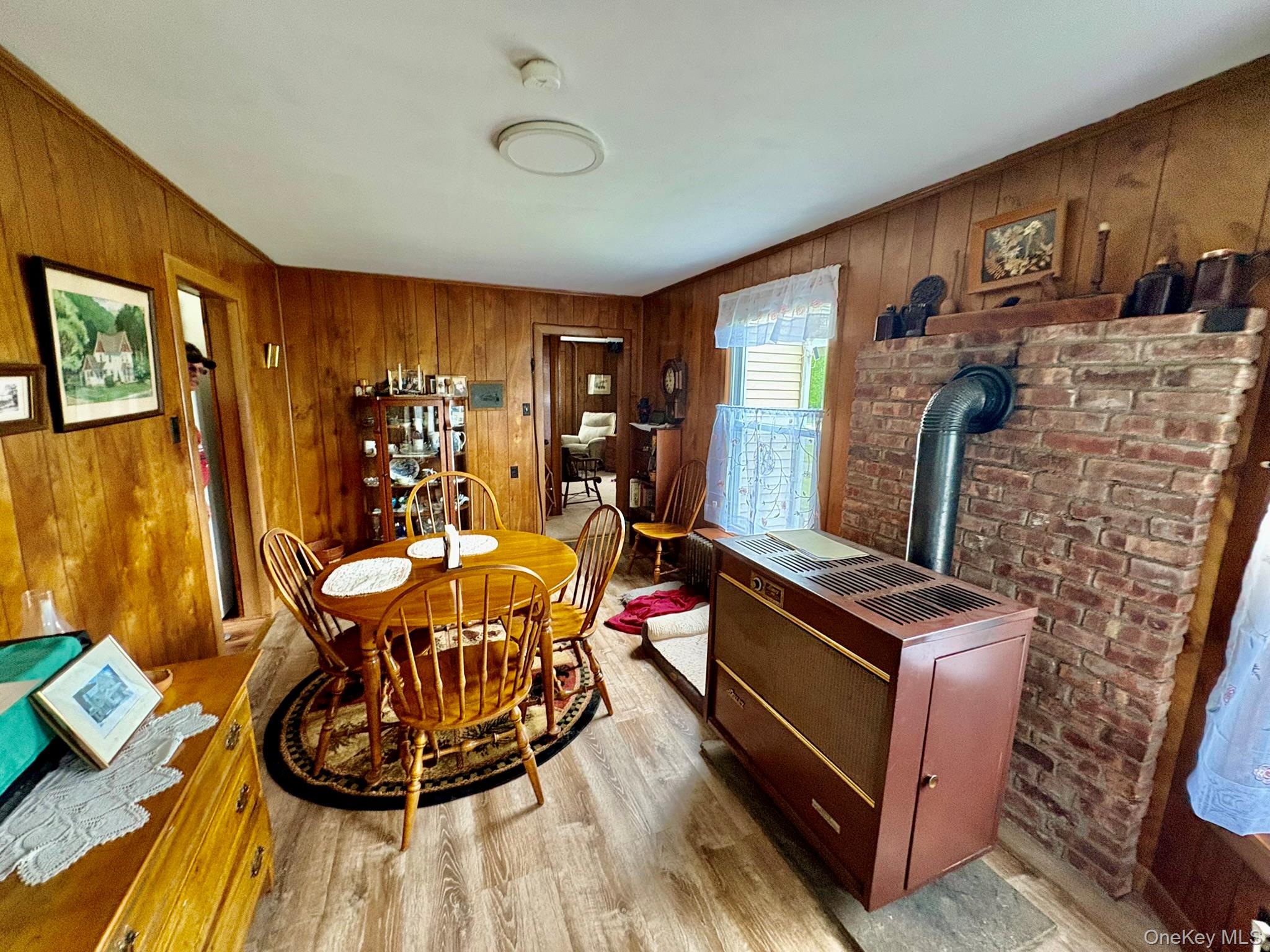 5 Riverside Drive Property Photo 9