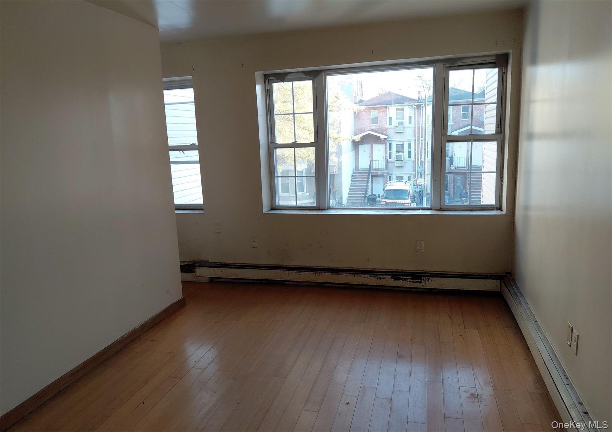 1338 Park Place Property Photo 2