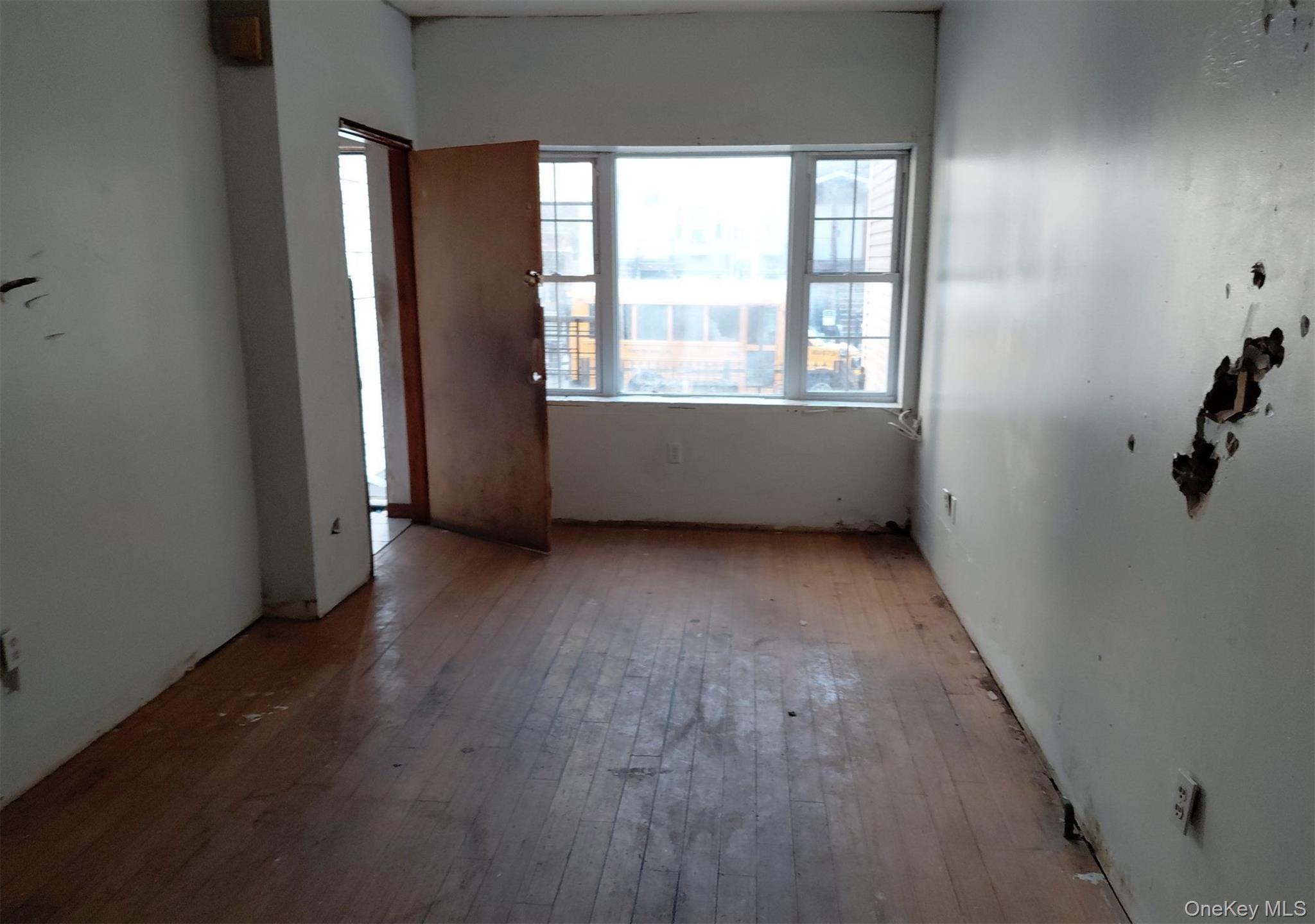 1338 Park Place Property Photo 10