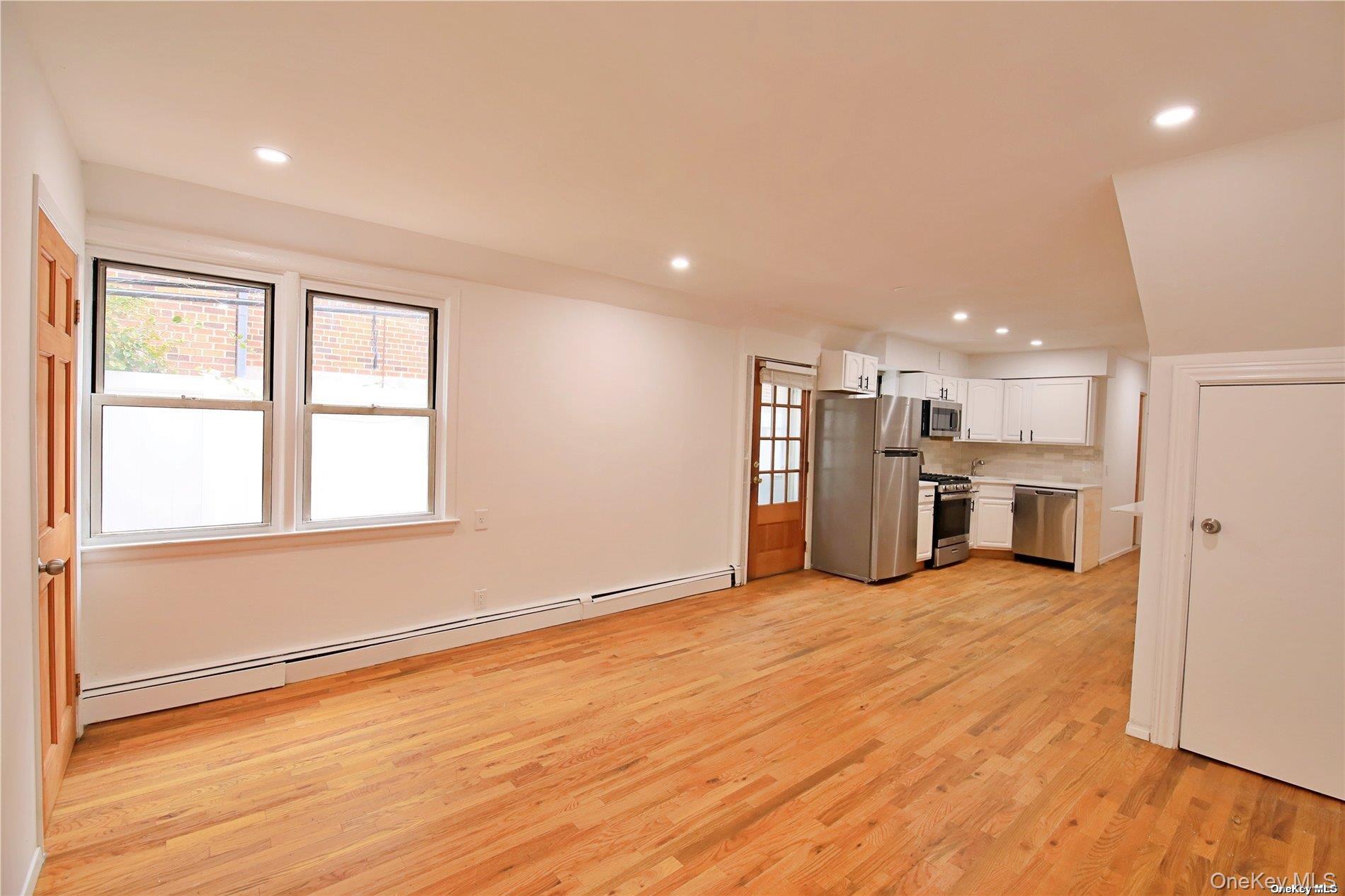 750 E Broadway C2 Property Photo 4