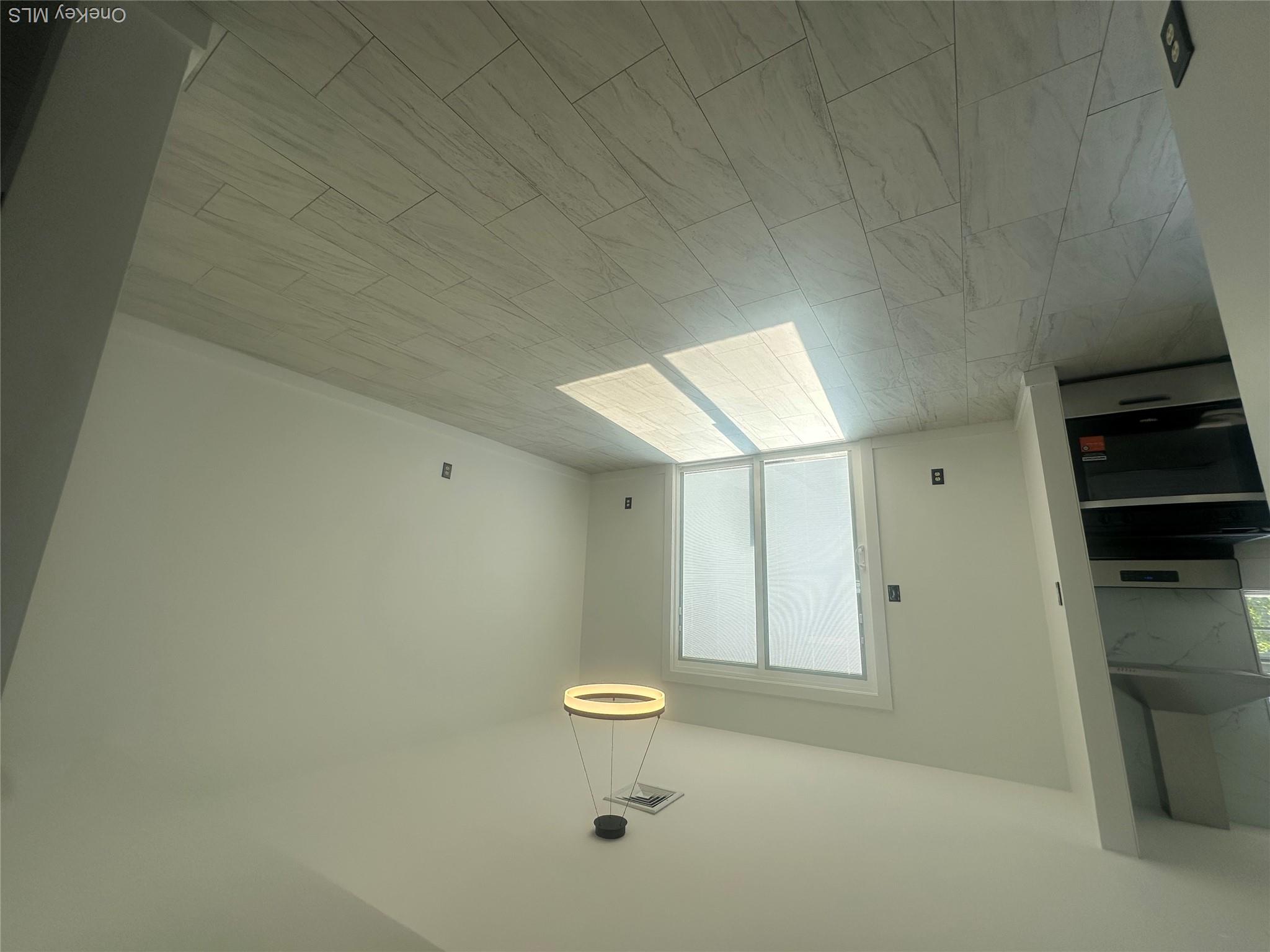 256 Quassaick Avenue Property Photo 7