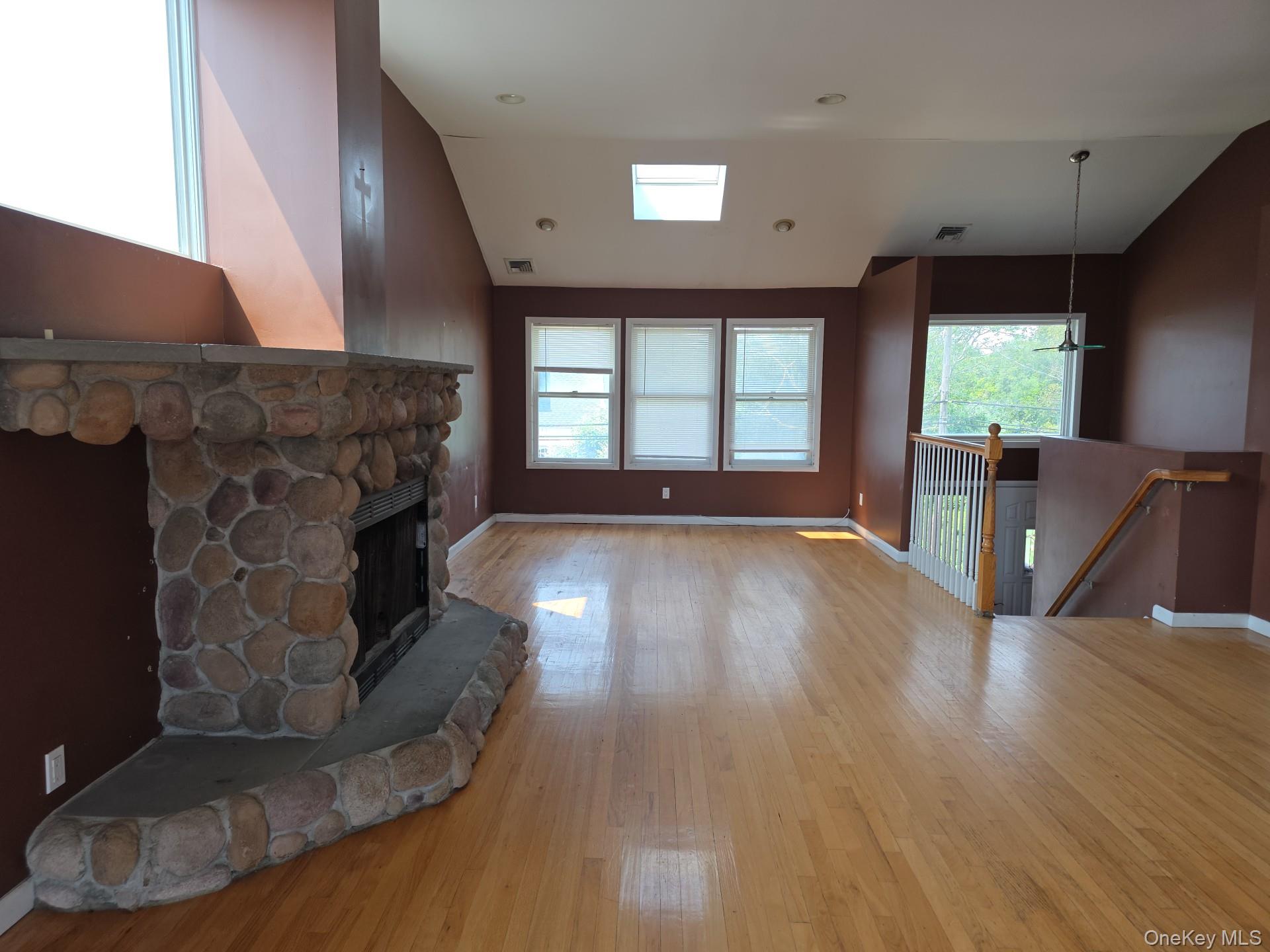 2871 Shore Road Property Photo 3