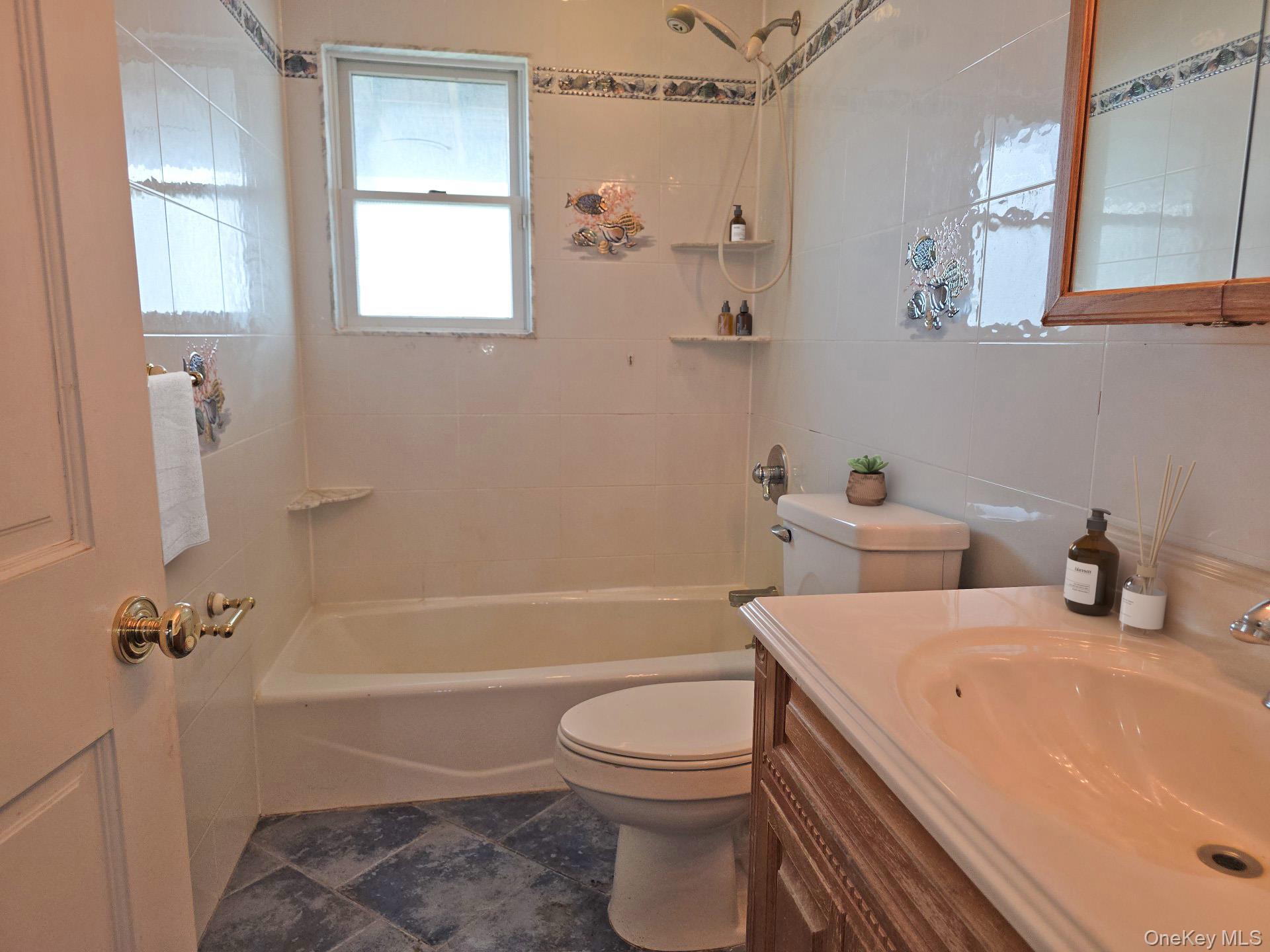 2871 Shore Road Property Photo 12