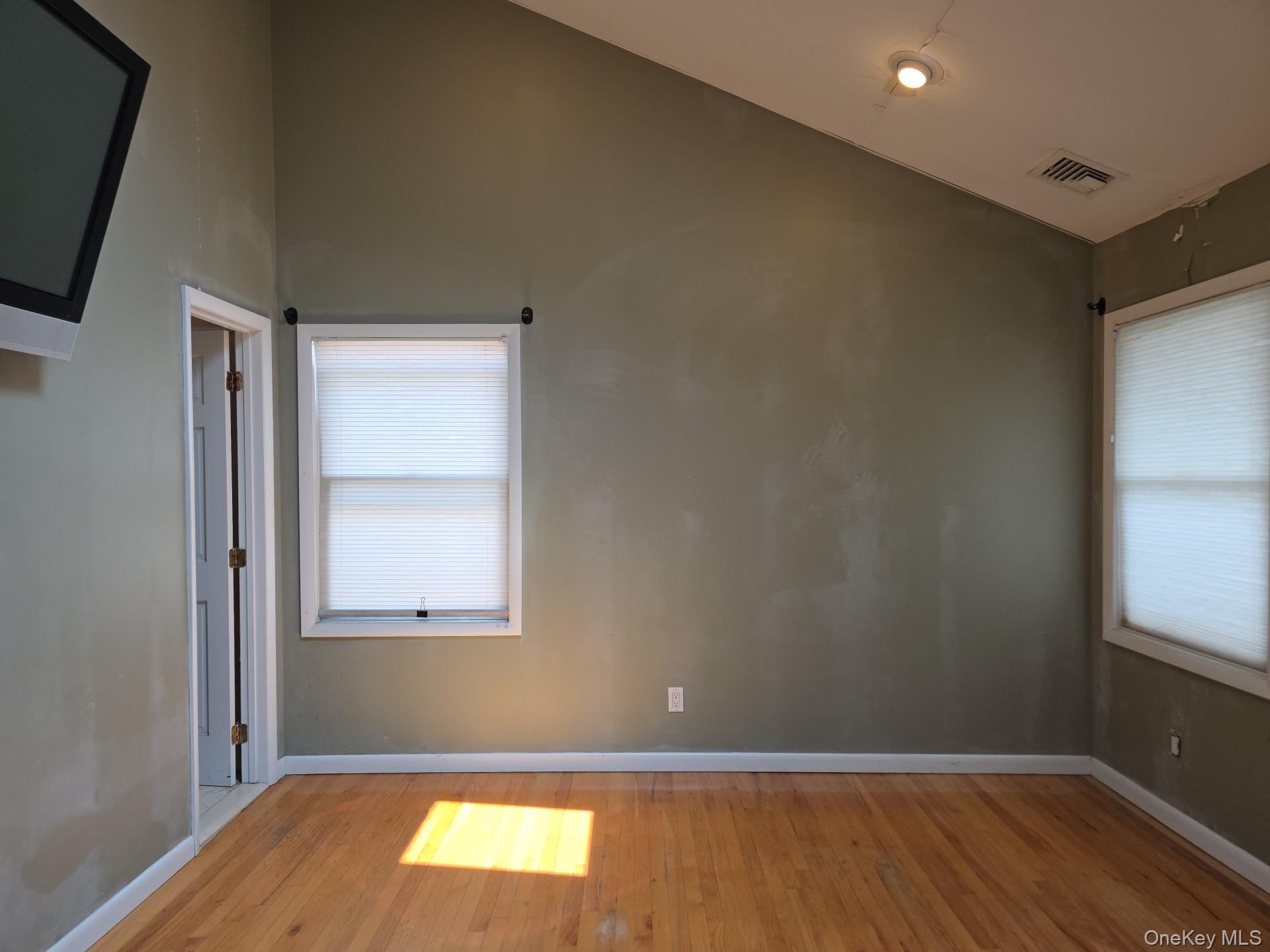 2871 Shore Road Property Photo 14