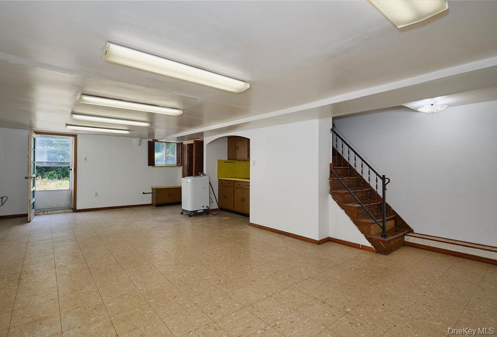 268 Throggs Neck Boulevard Property Photo 41