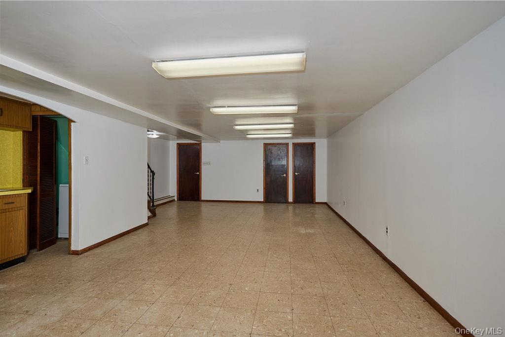 268 Throggs Neck Boulevard Property Photo 43