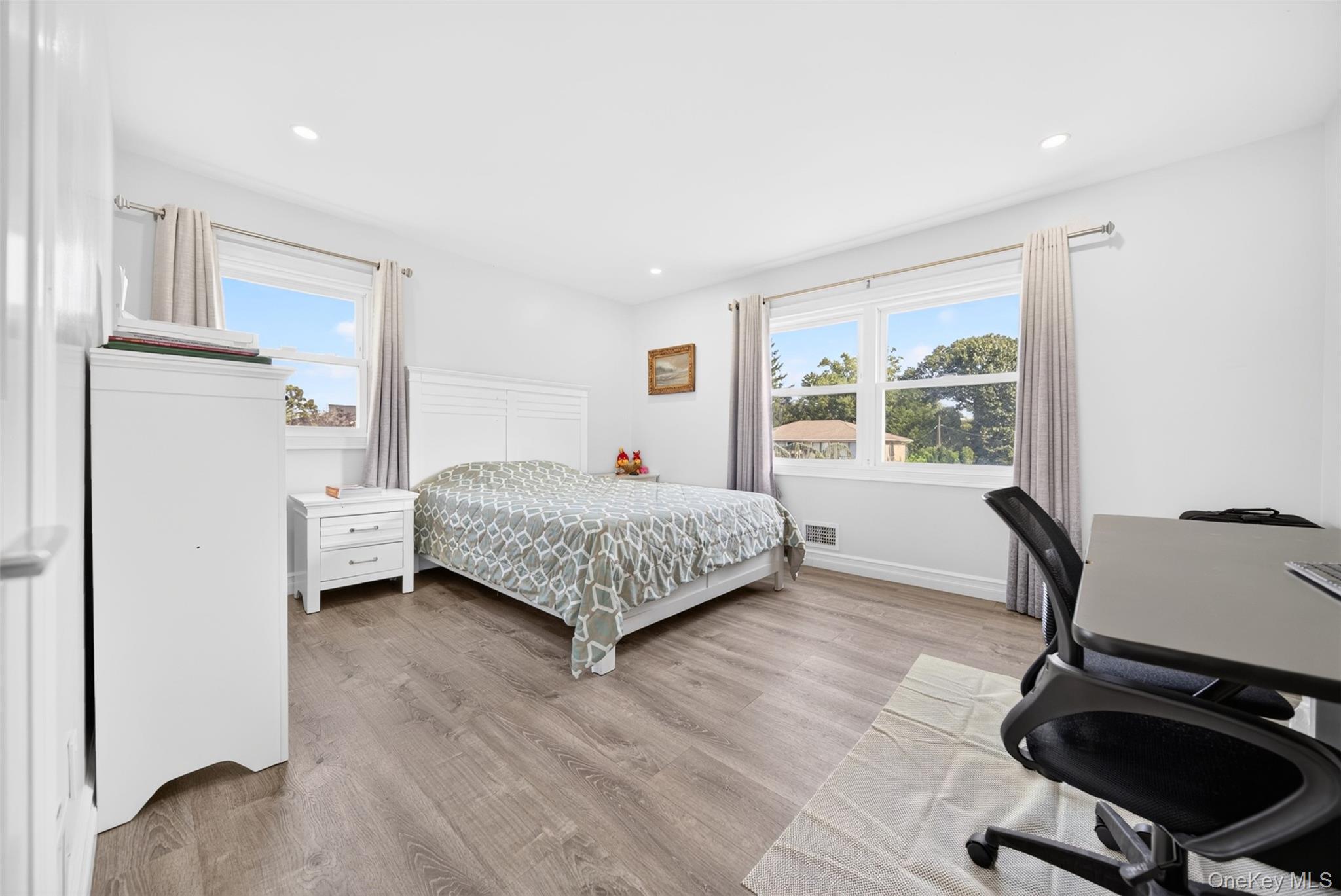 2 Foxhurst Court Property Photo 22