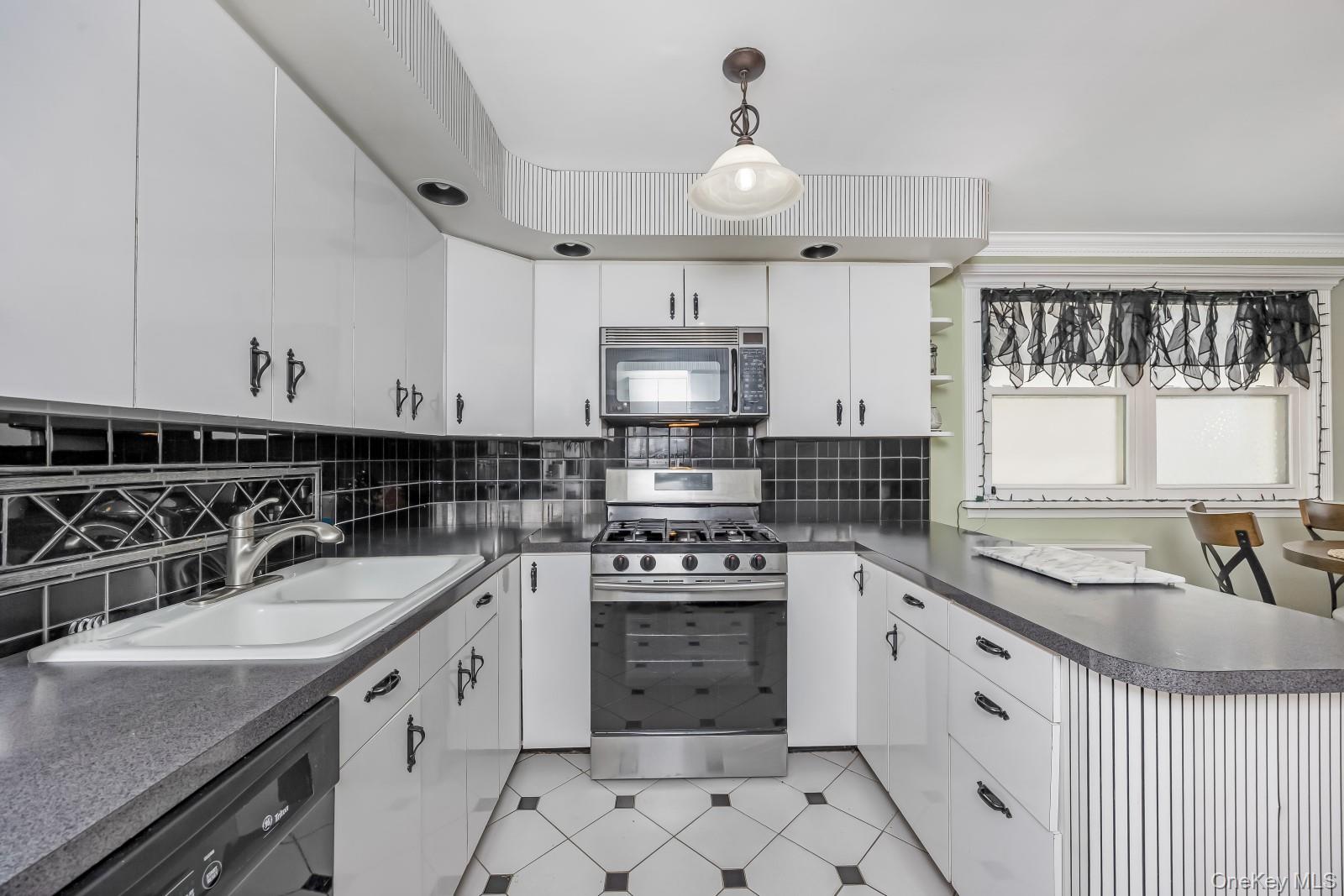 56-23 61st Street Property Photo 10