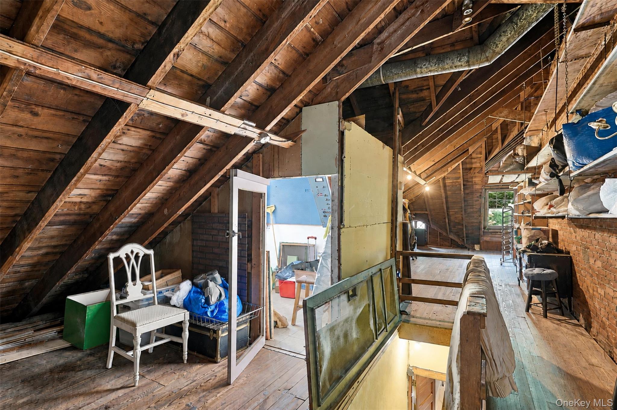 111 S Hamilton Street Property Photo 26