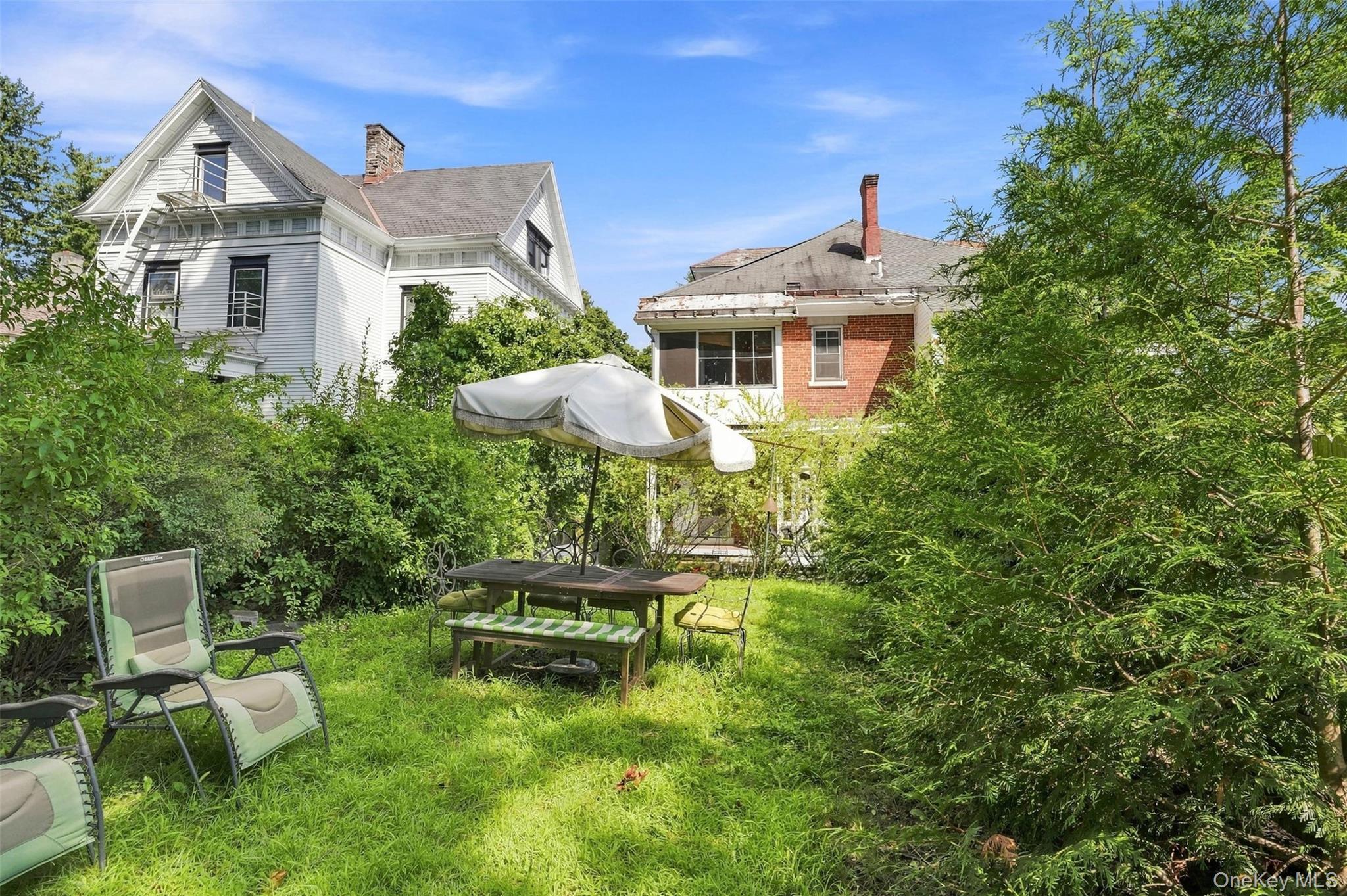 111 S Hamilton Street Property Photo 29