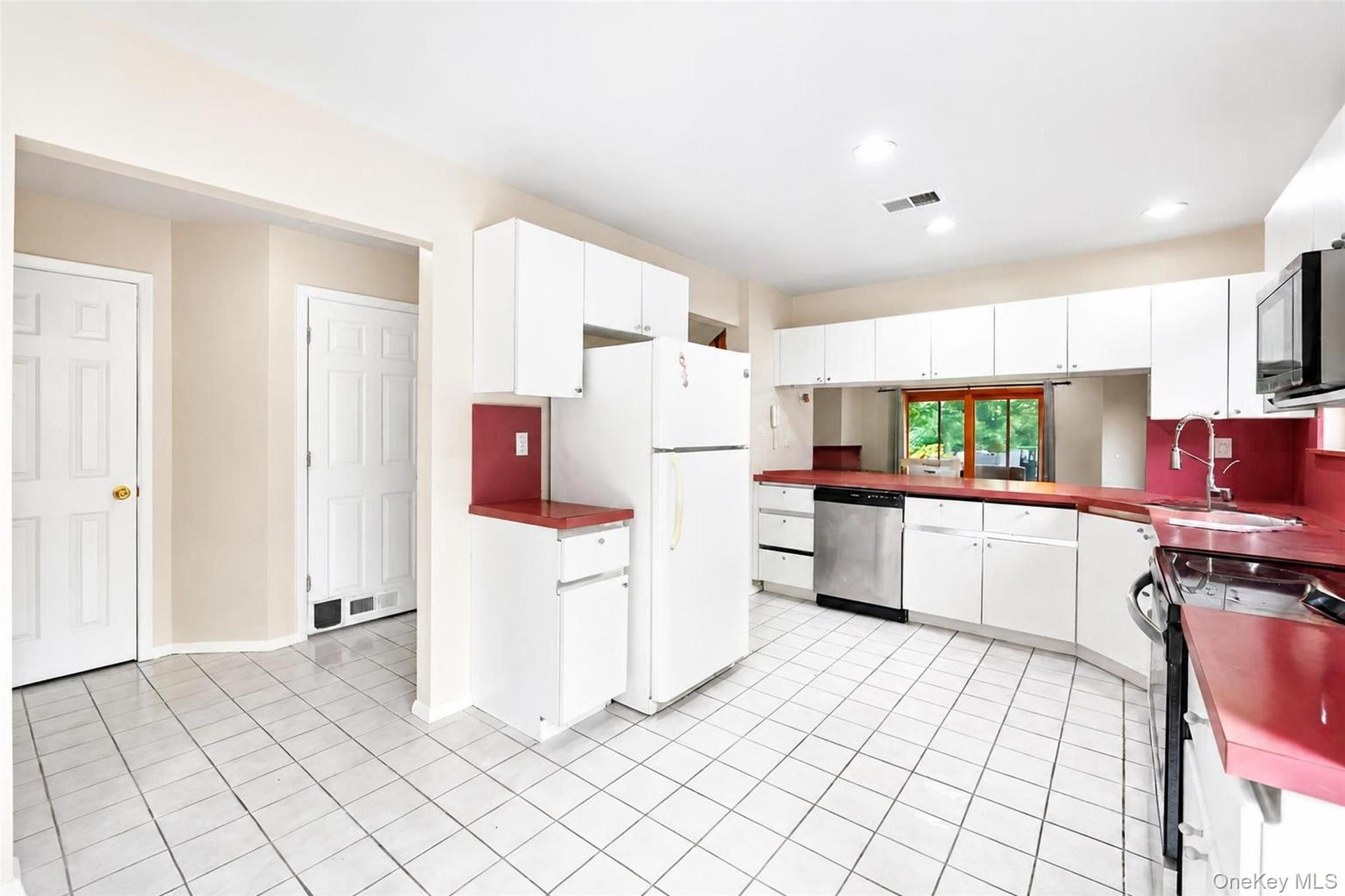 127 Beecher Avenue Extension Property Photo 7