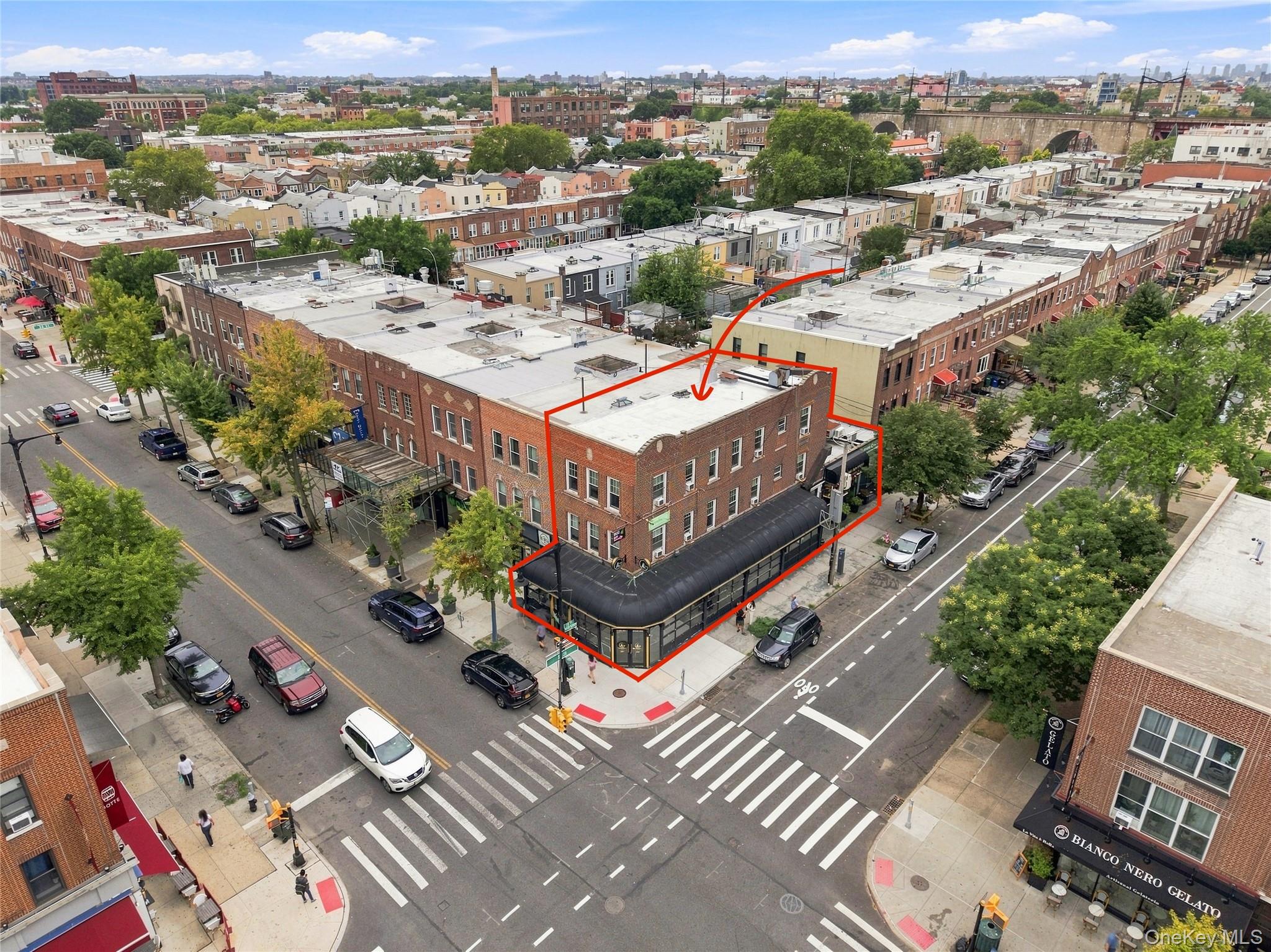 35-02 Ditmars Boulevard Property Photo 1