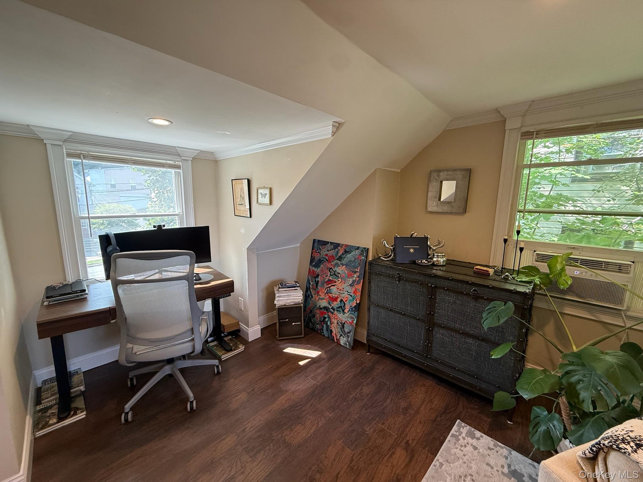 101 Elm Street Property Photo 4