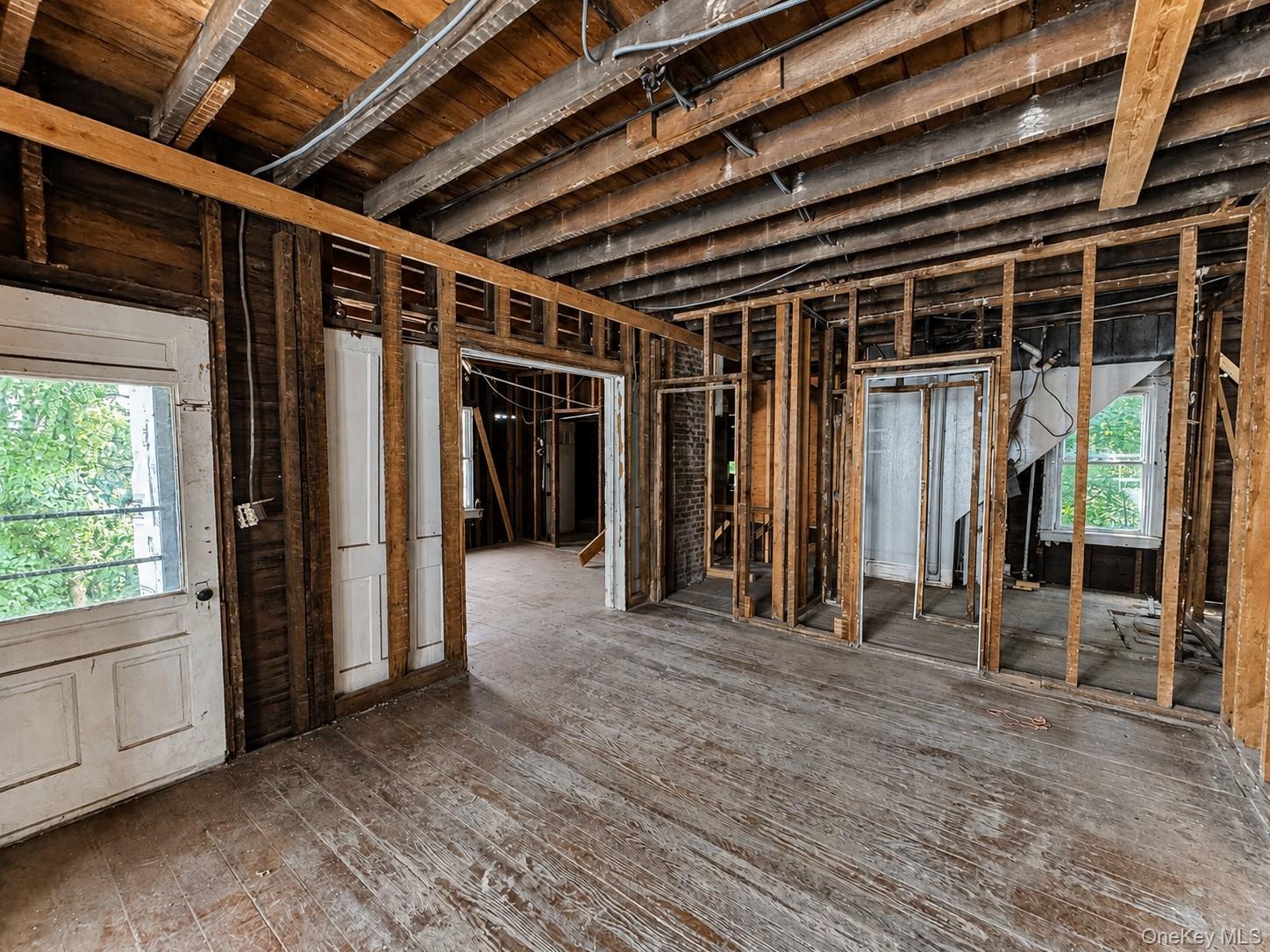 11 Summit Avenue Property Photo 20
