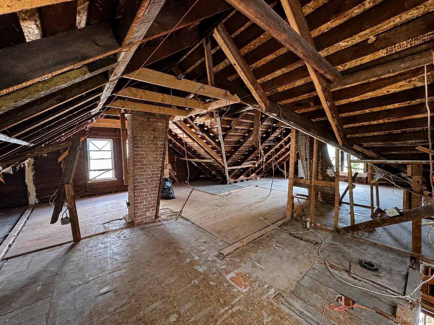 11 Summit Avenue Property Photo 29
