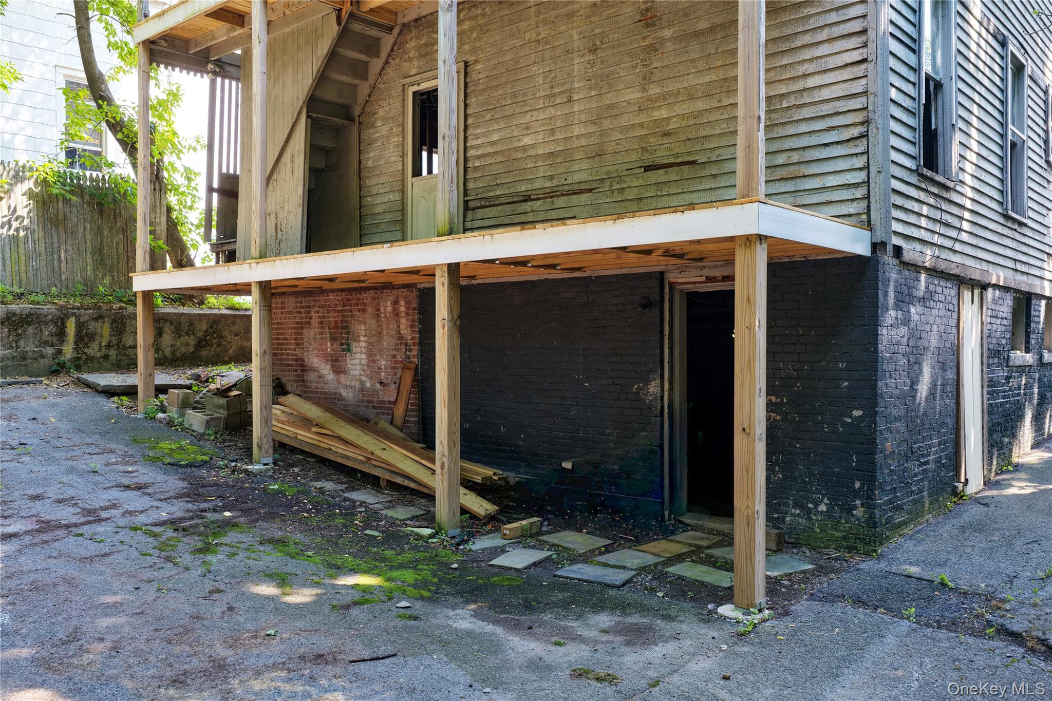 11 Summit Avenue Property Photo 32