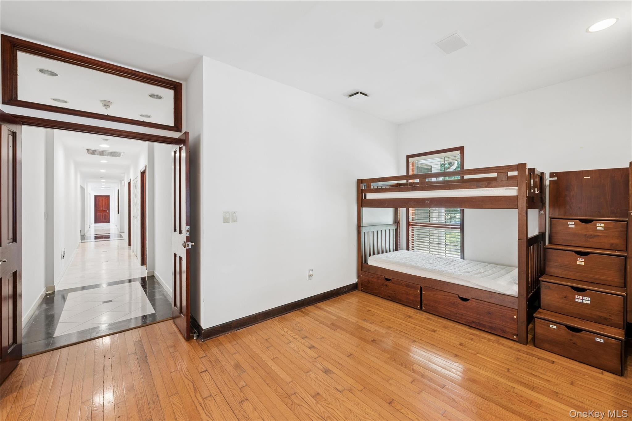 1 Engineers Road Property Photo 14