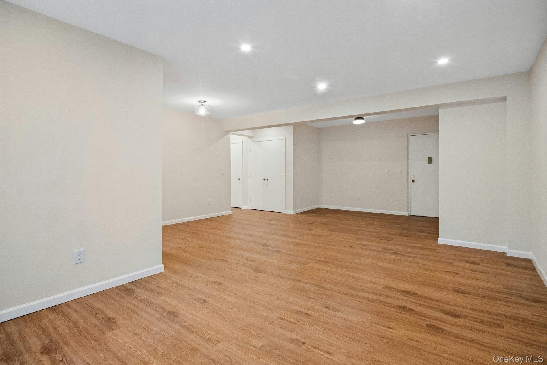 180 E Hartsdale Avenue 1e Property Photo 8