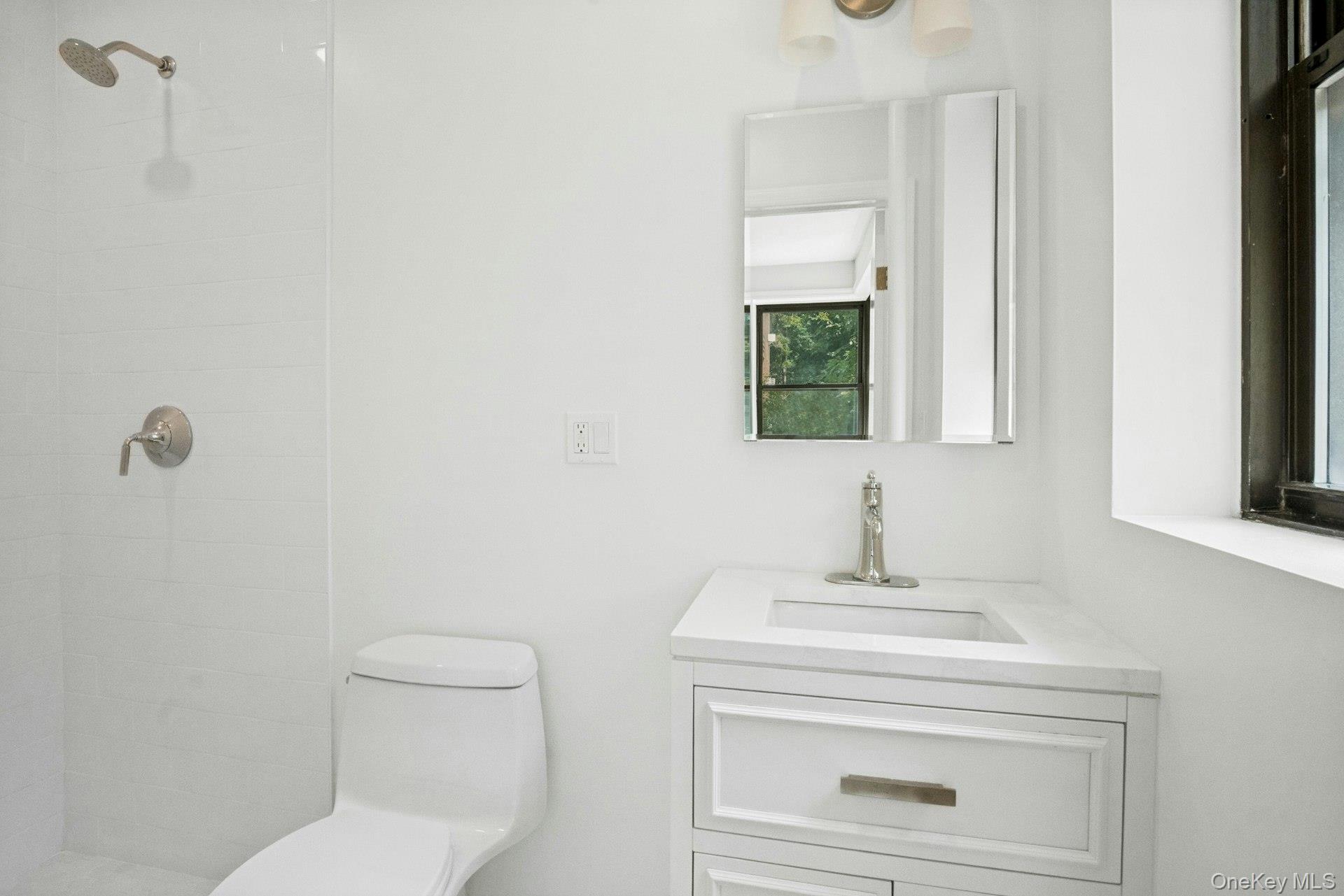 180 E Hartsdale Avenue 1e Property Photo 20