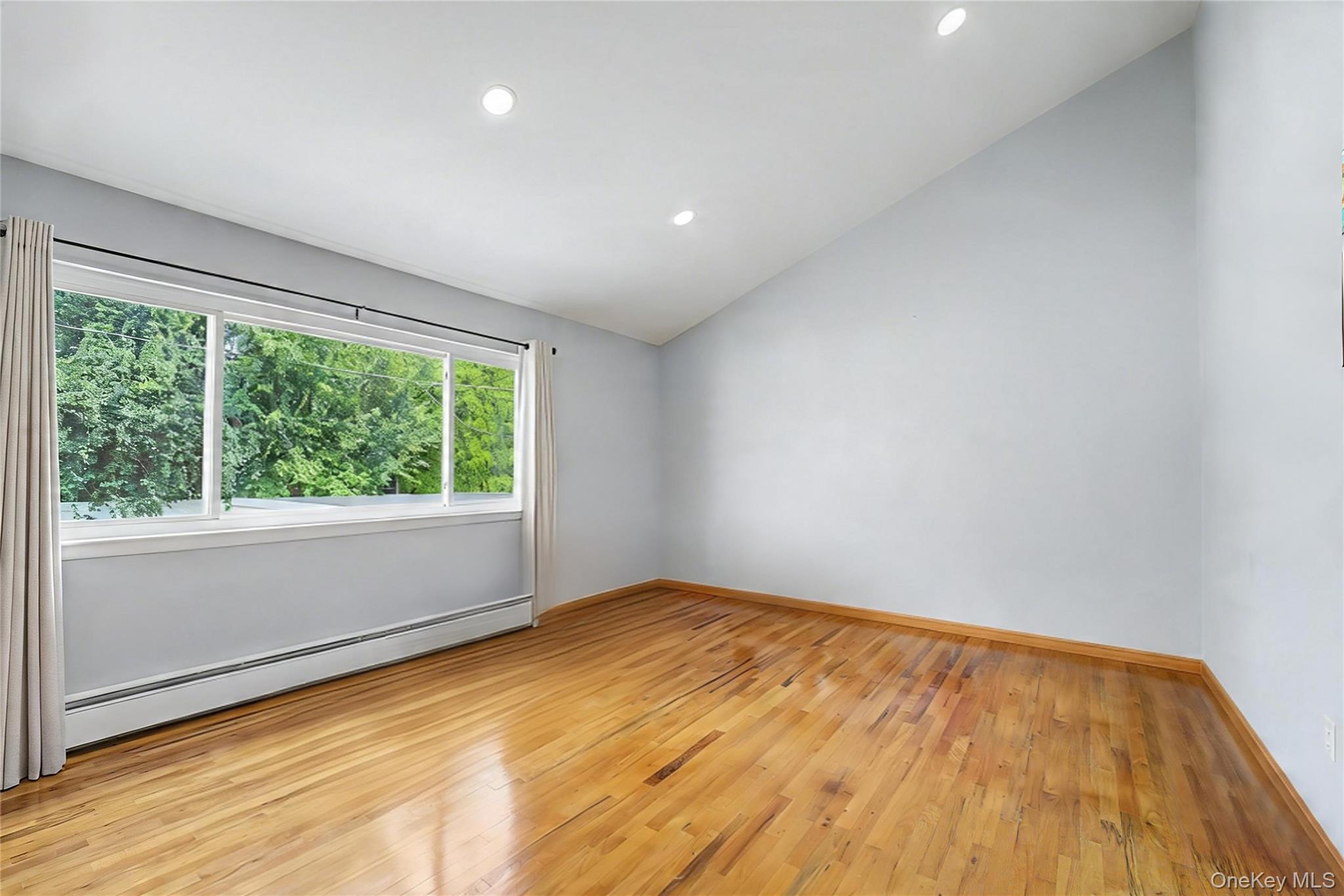 16 Hunt Place Property Photo 15