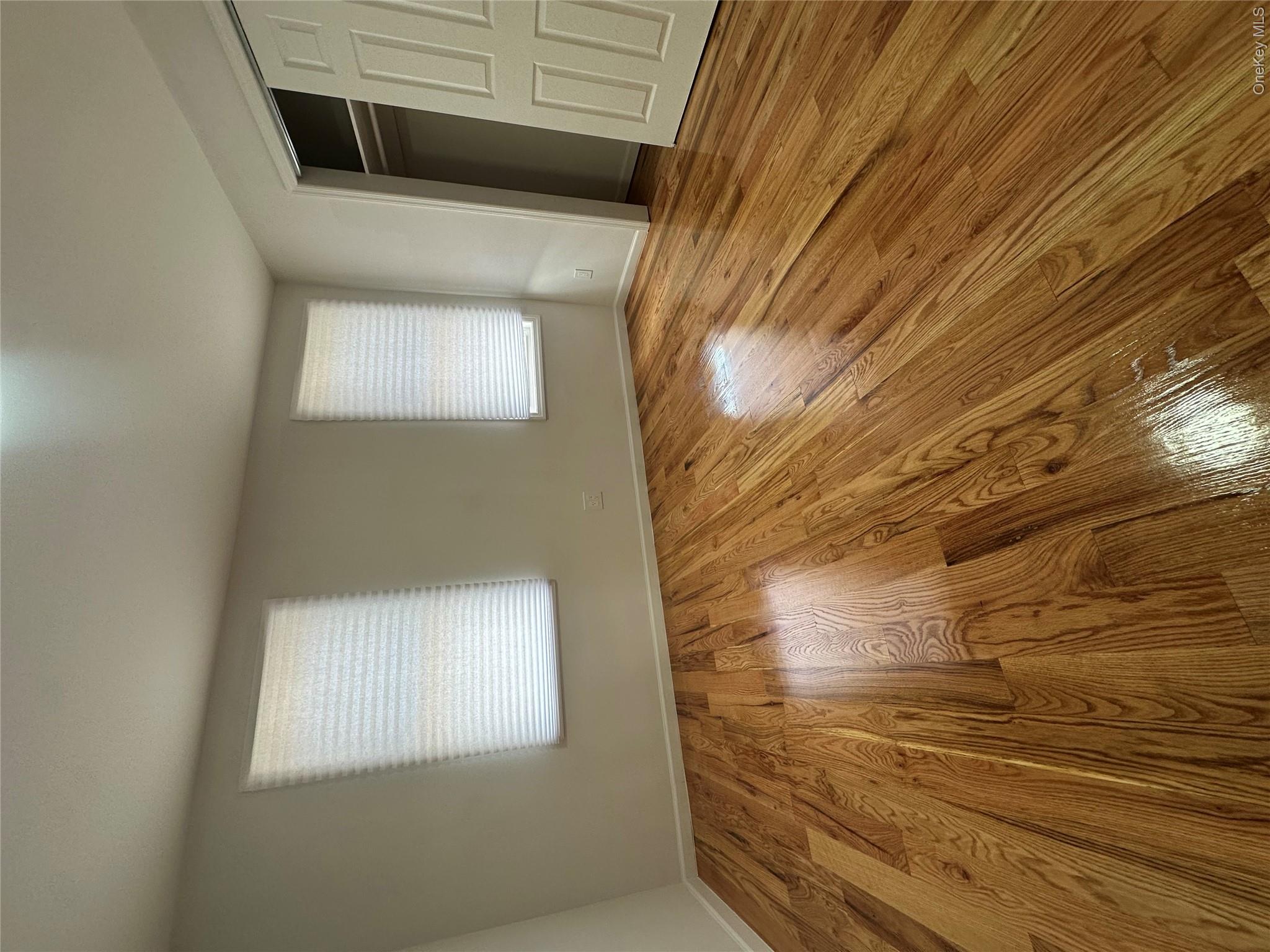 6918 69th Street Property Photo 13