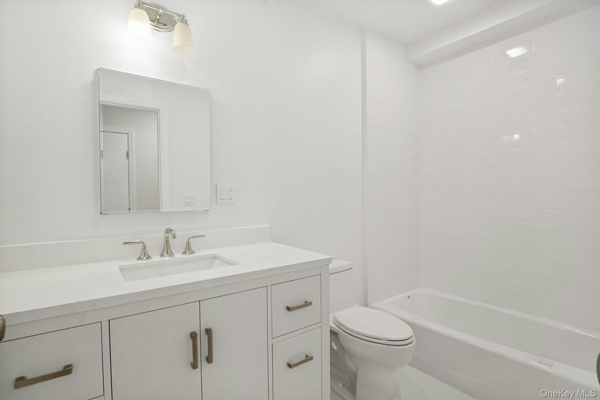 180 E Hartsdale Avenue 1f Property Photo 14