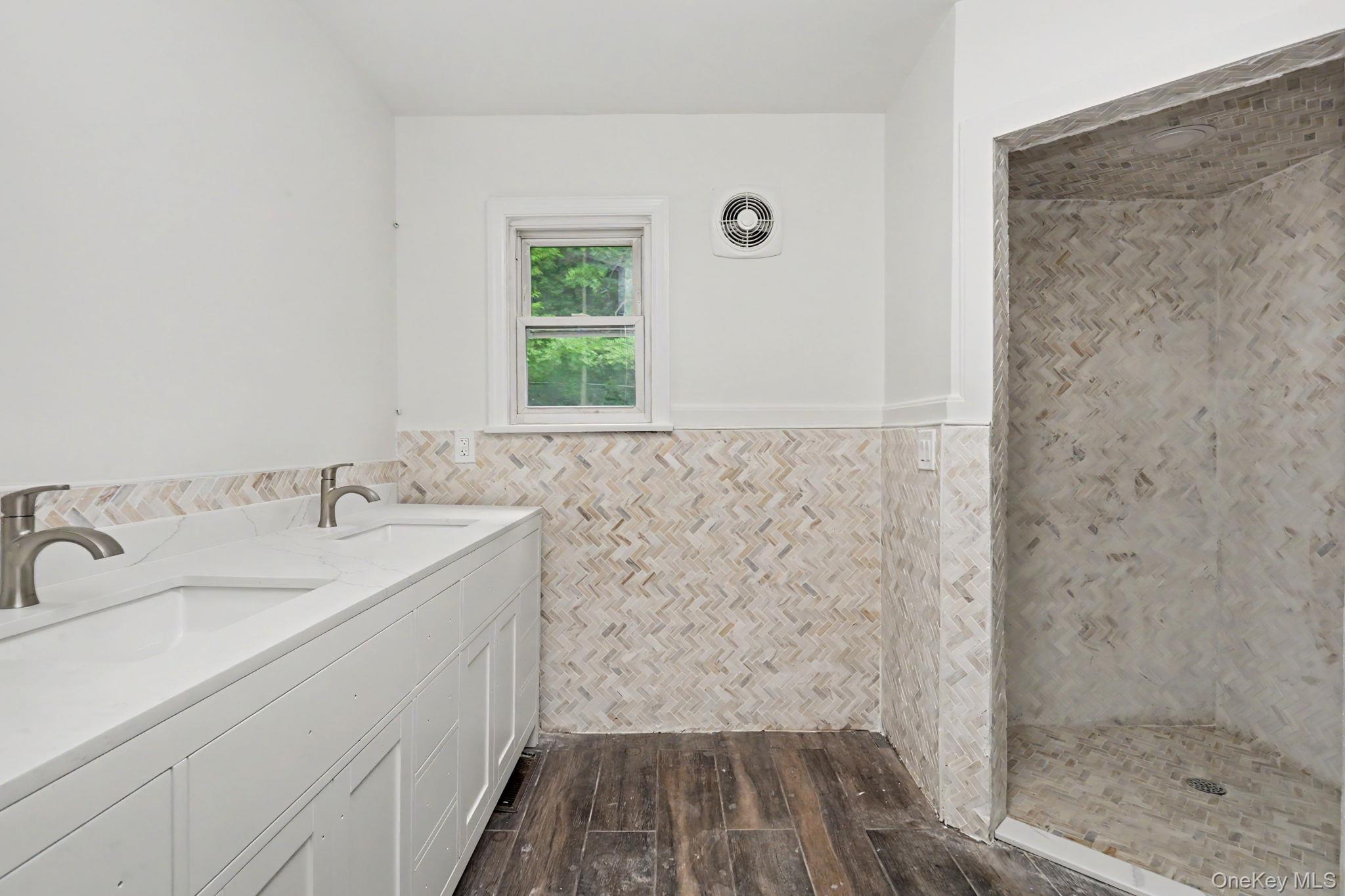 4 Woodward Terrace Property Photo 13