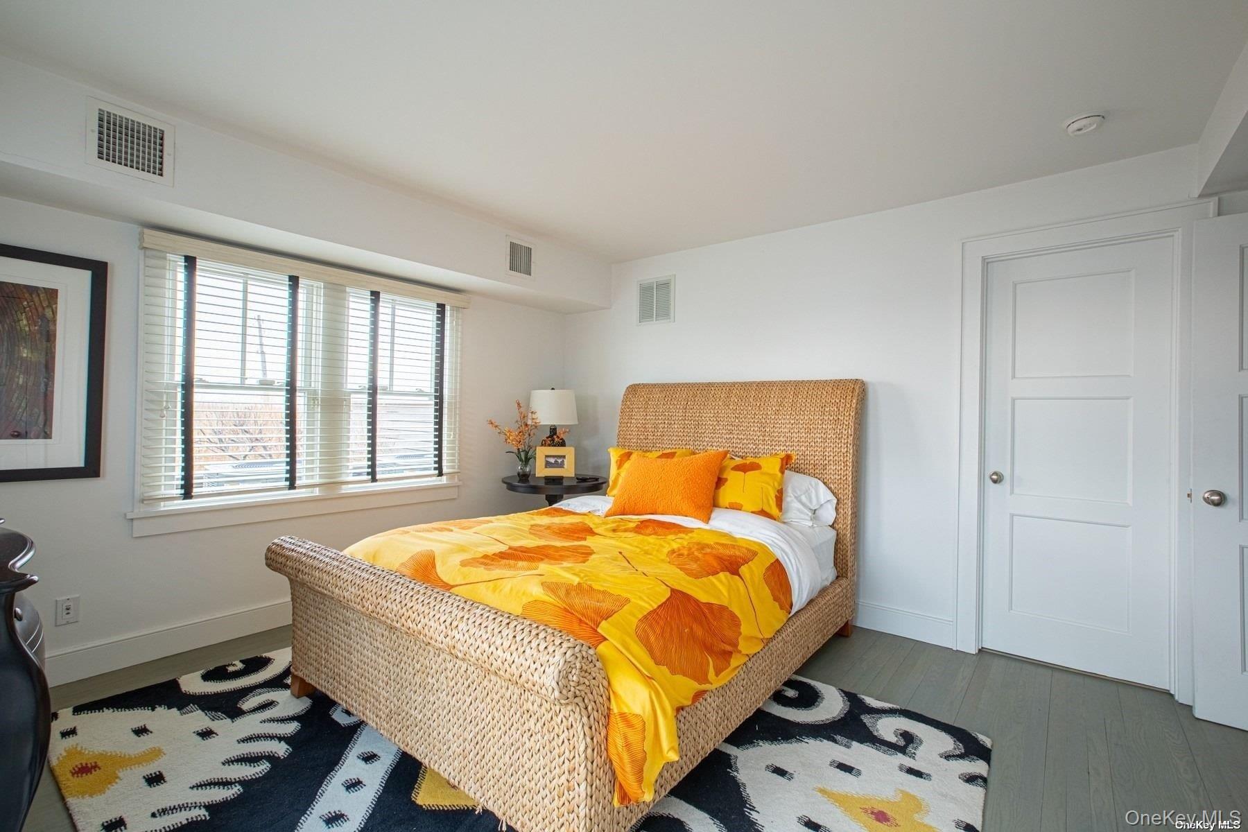 11a Captree Property Photo 24