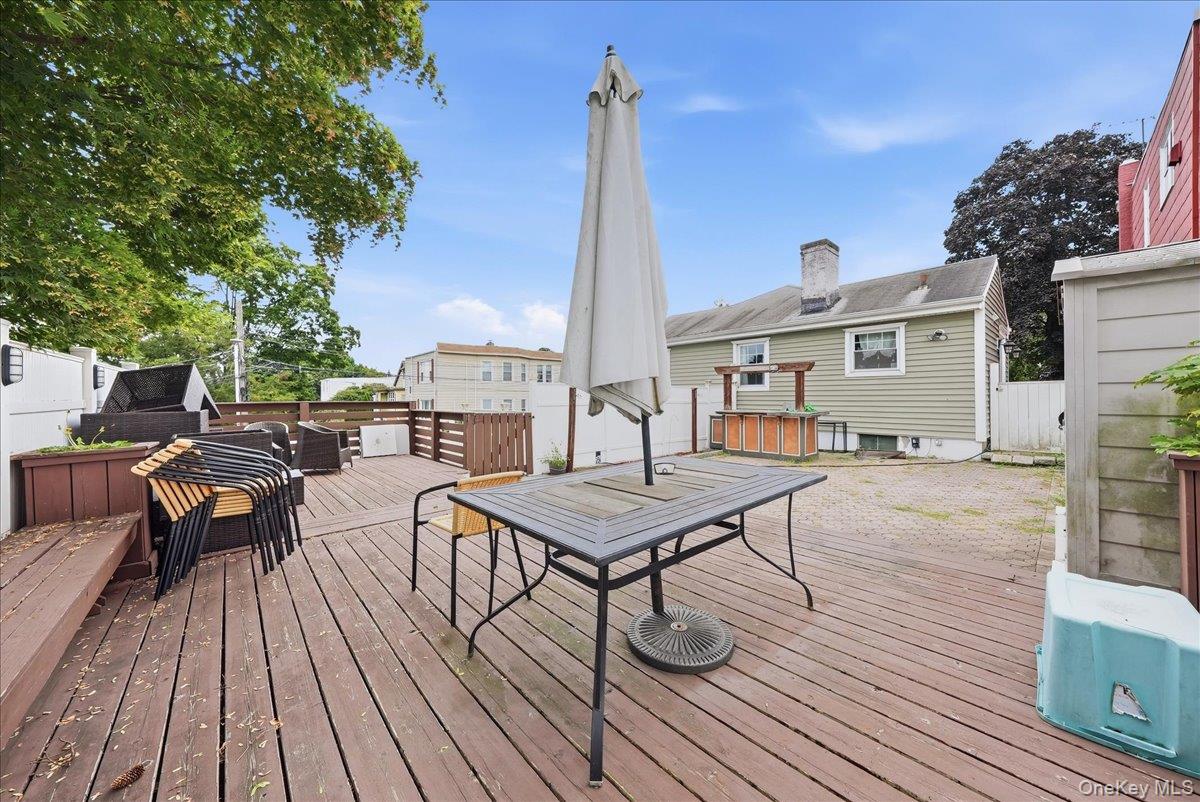 25 Coolidge Avenue Property Photo 31
