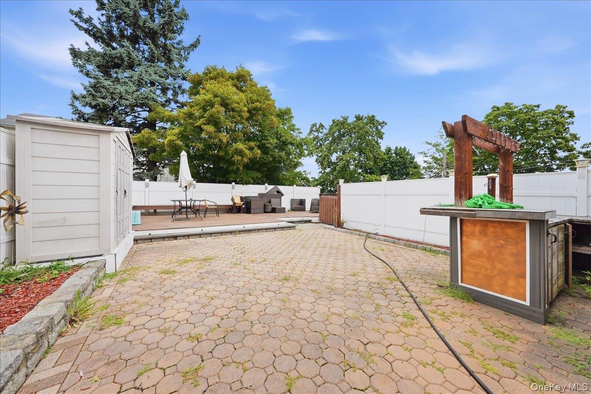25 Coolidge Avenue Property Photo 32