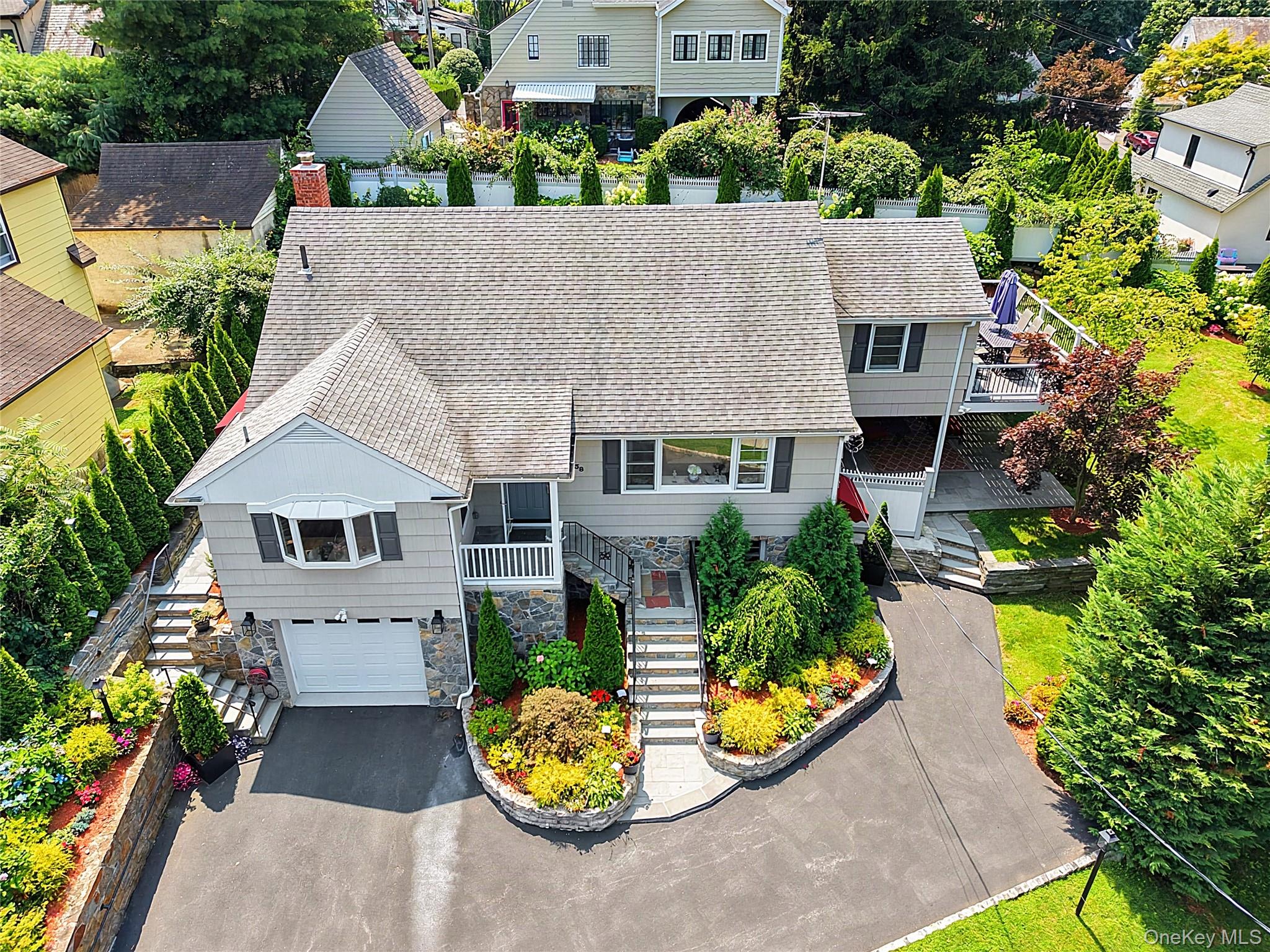 38 Harney Road Property Photo 2
