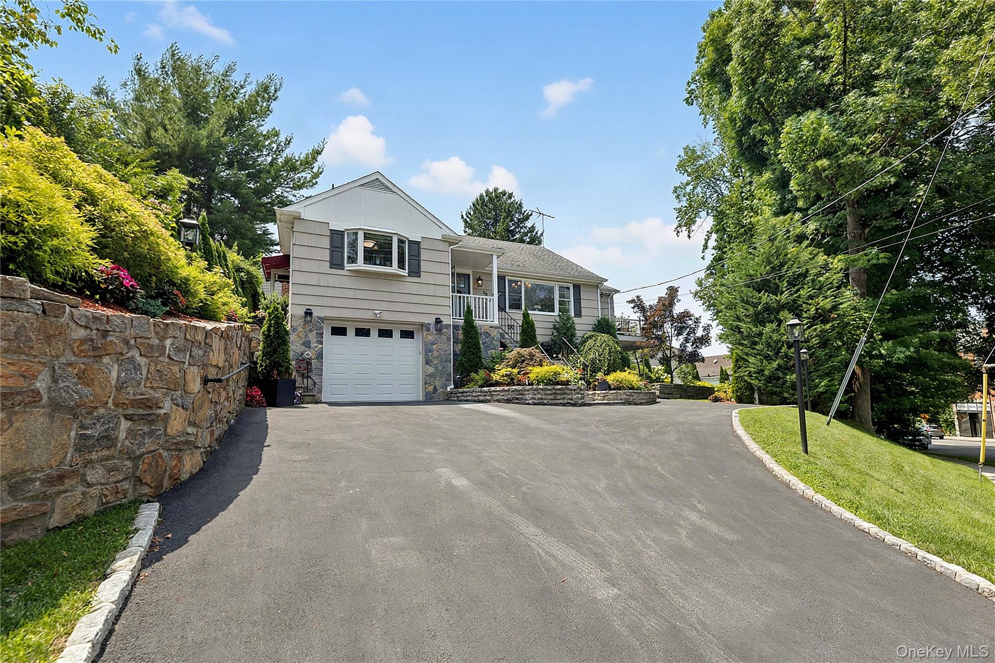38 Harney Road Property Photo 3