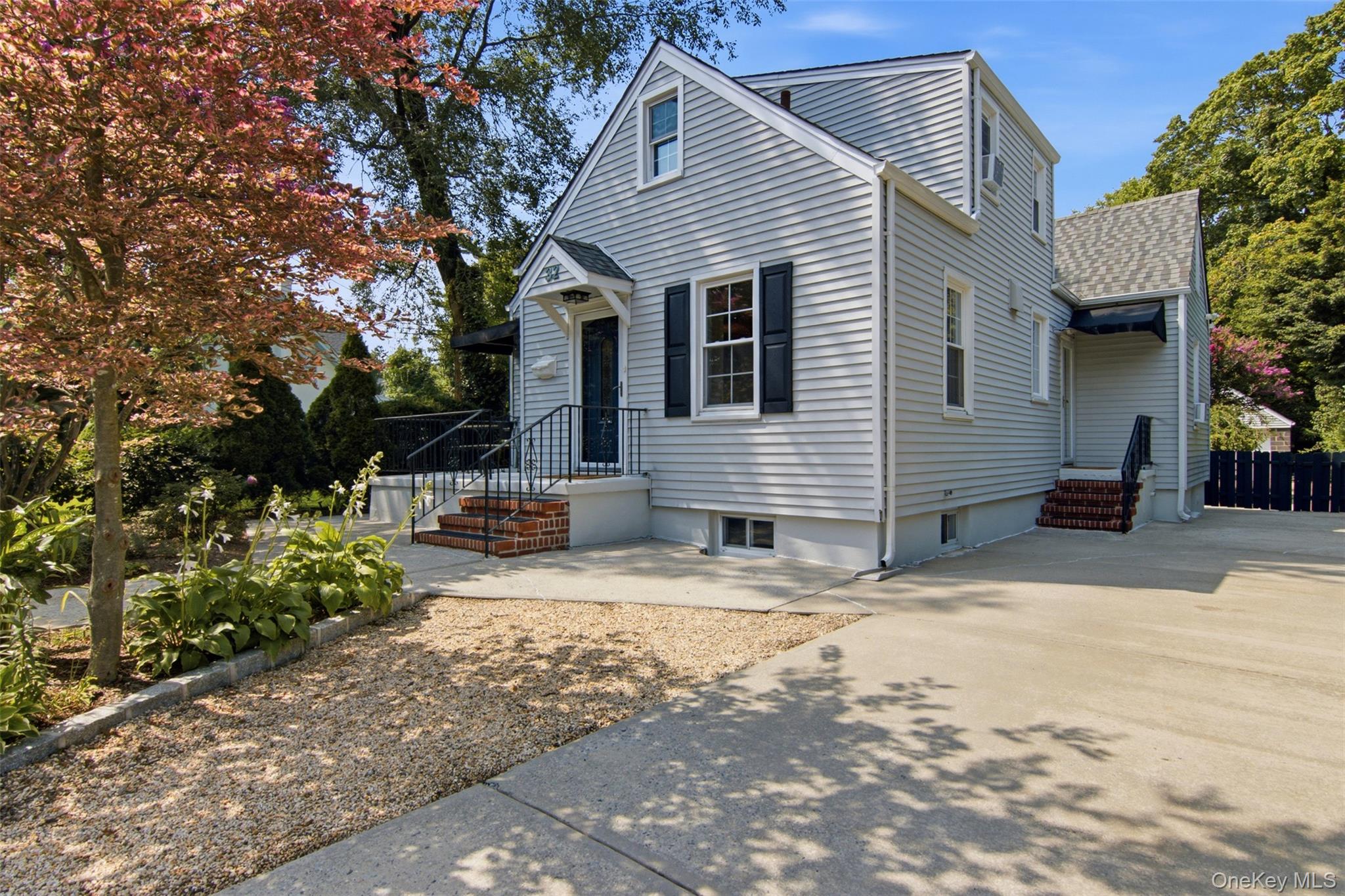 32 Franklin Avenue Property Photo 1