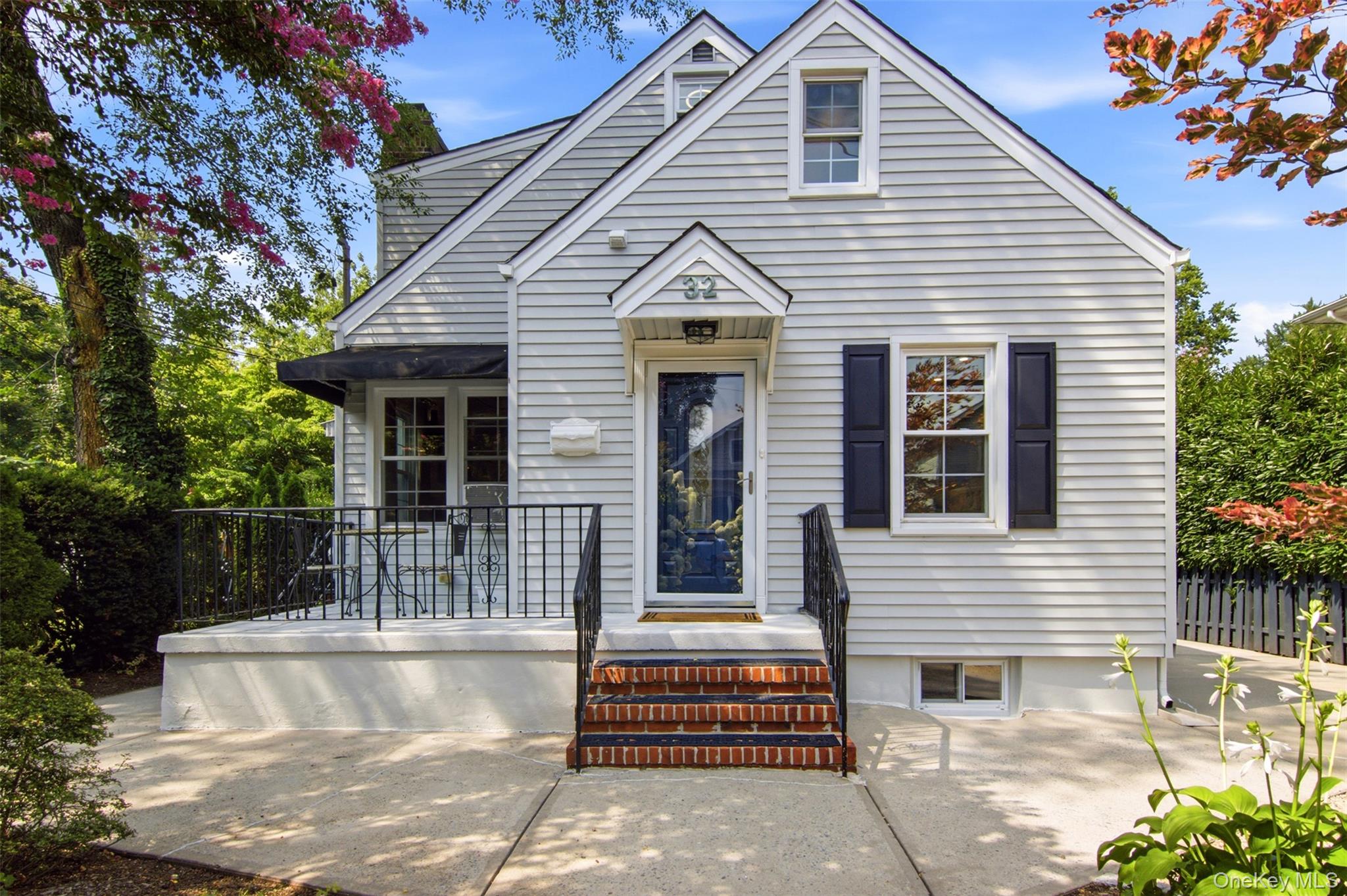 32 Franklin Avenue Property Photo 3