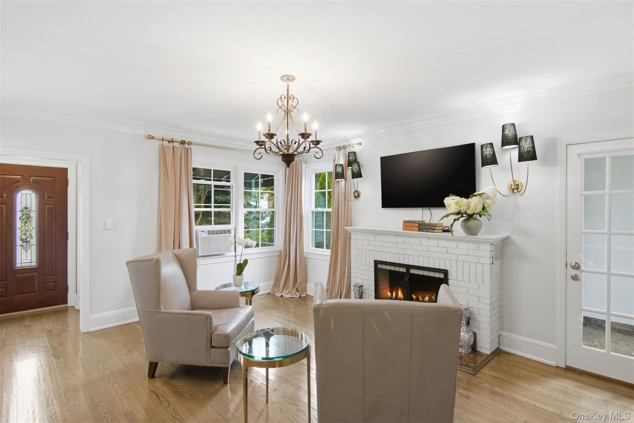 32 Franklin Avenue Property Photo 5