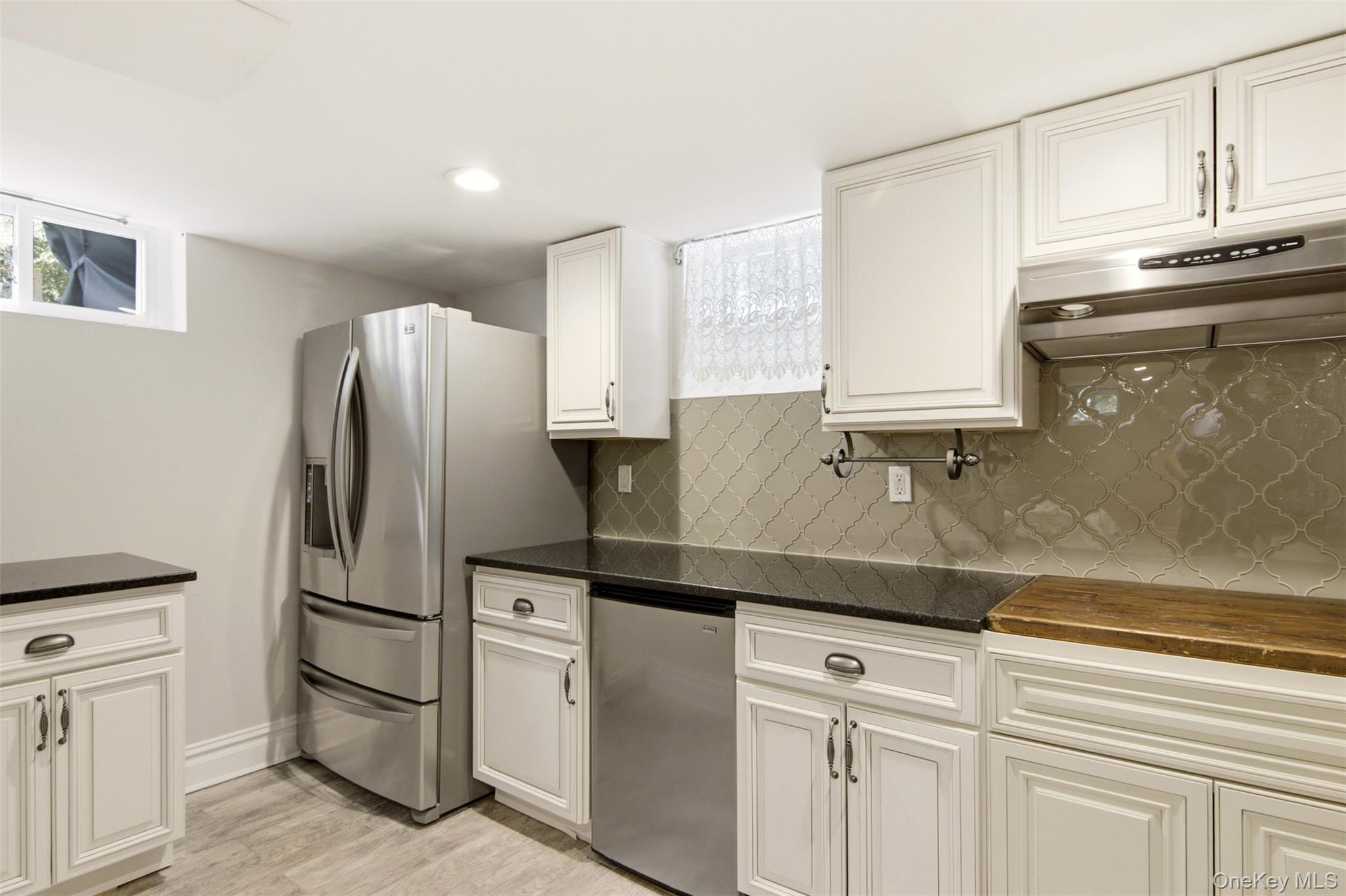 32 Franklin Avenue Property Photo 30