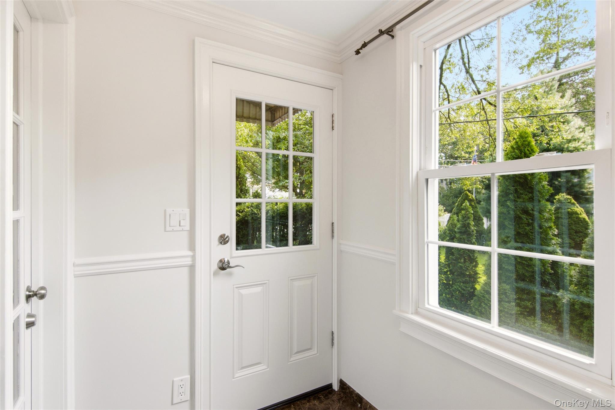 32 Franklin Avenue Property Photo 33