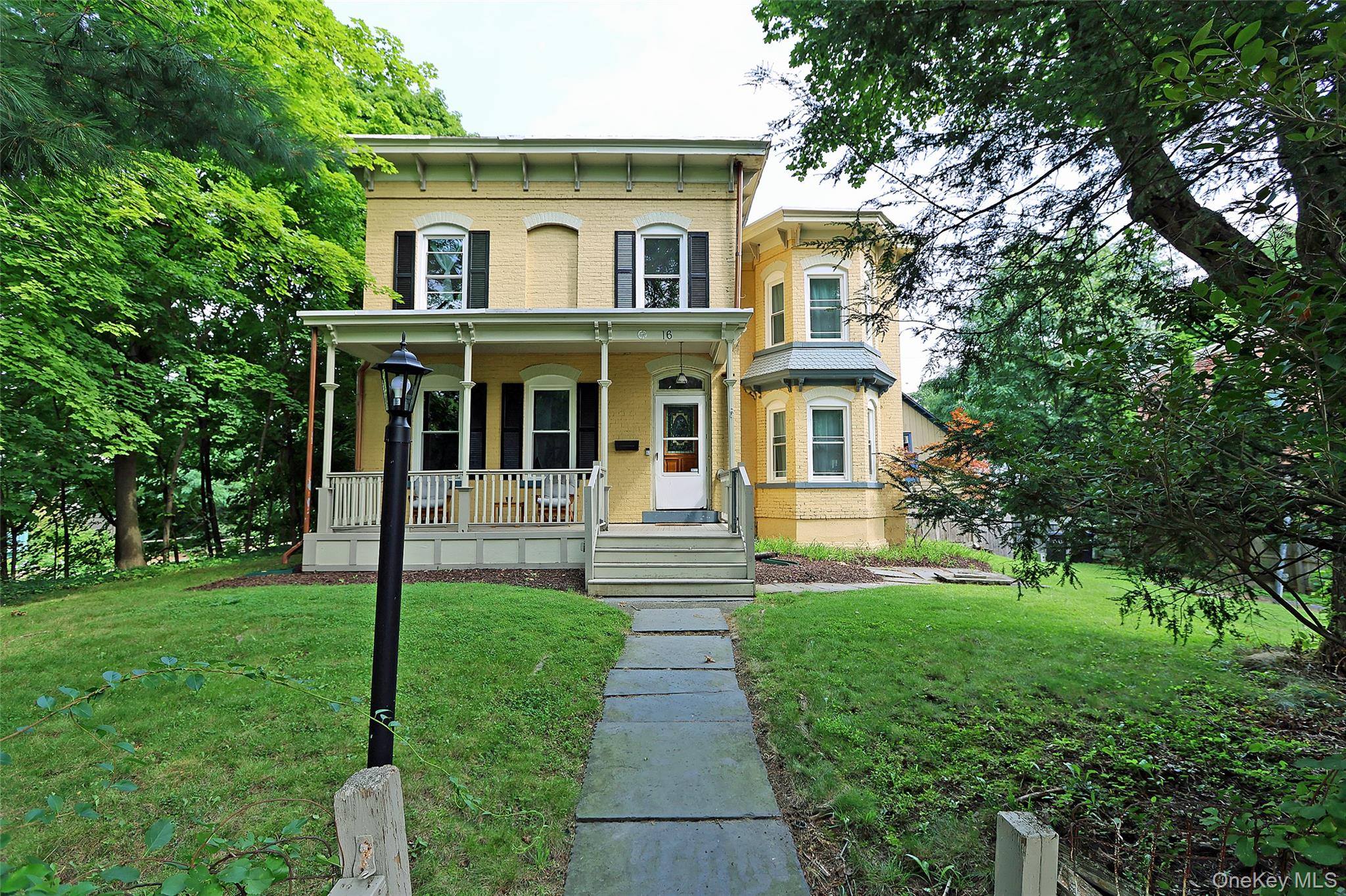 16 Elm Street Property Photo 3