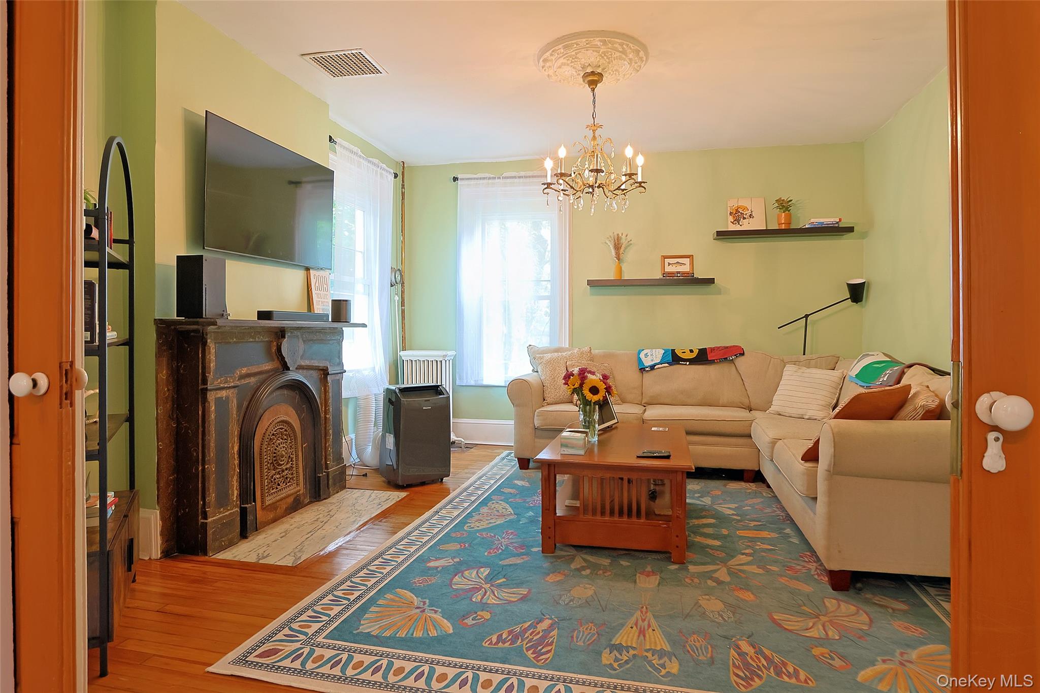 16 Elm Street Property Photo 12