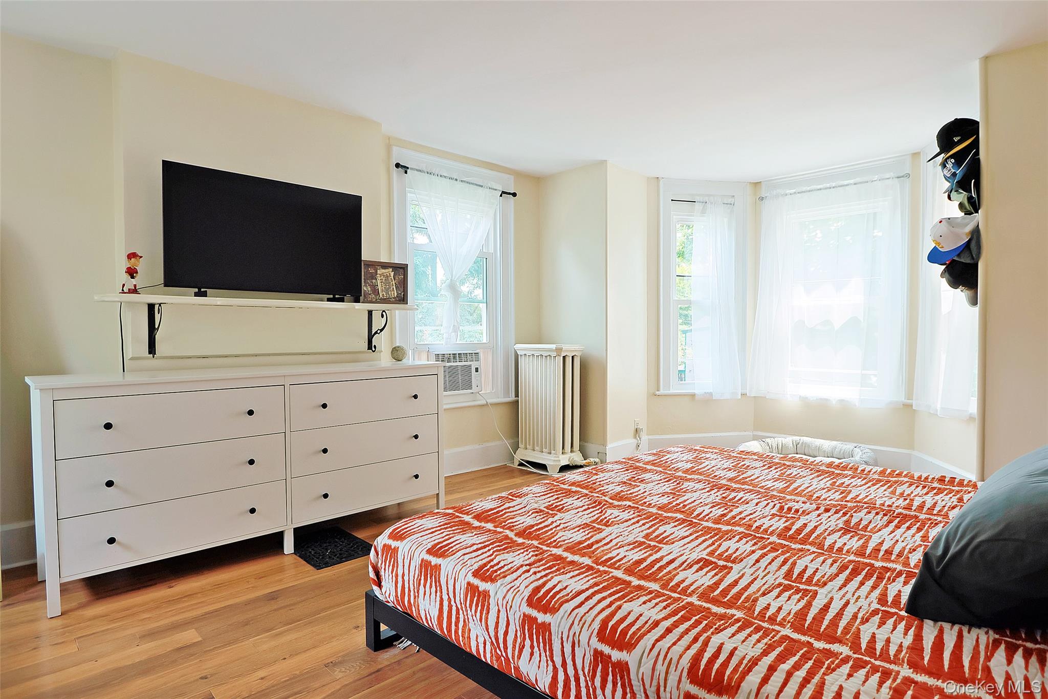 16 Elm Street Property Photo 22