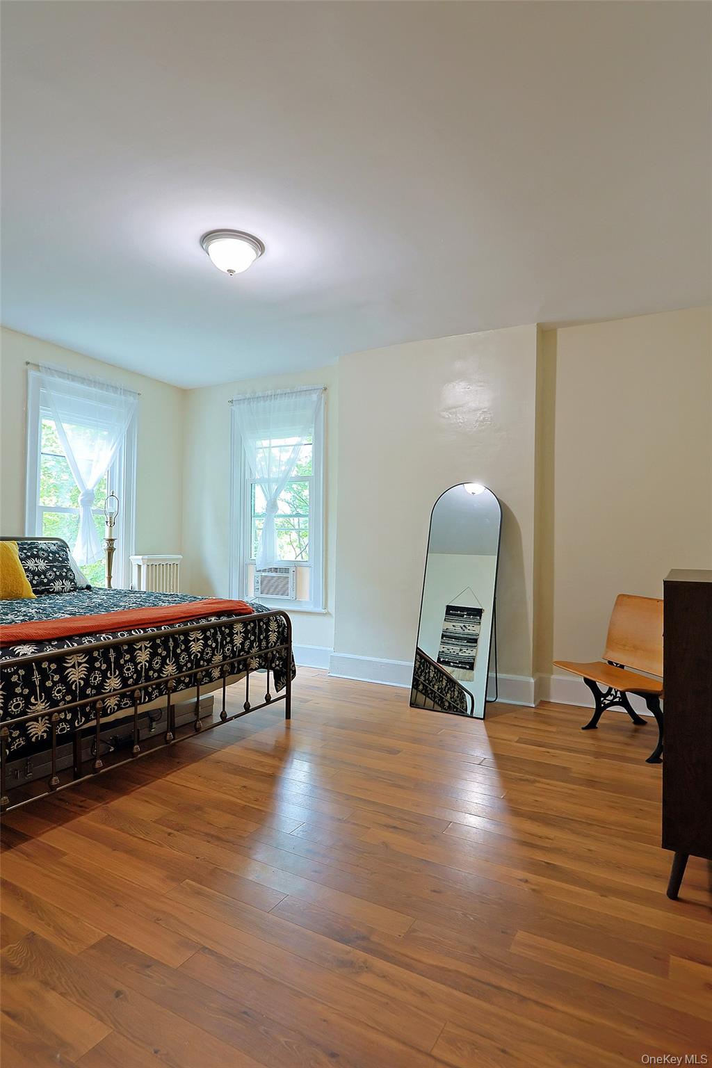 16 Elm Street Property Photo 27