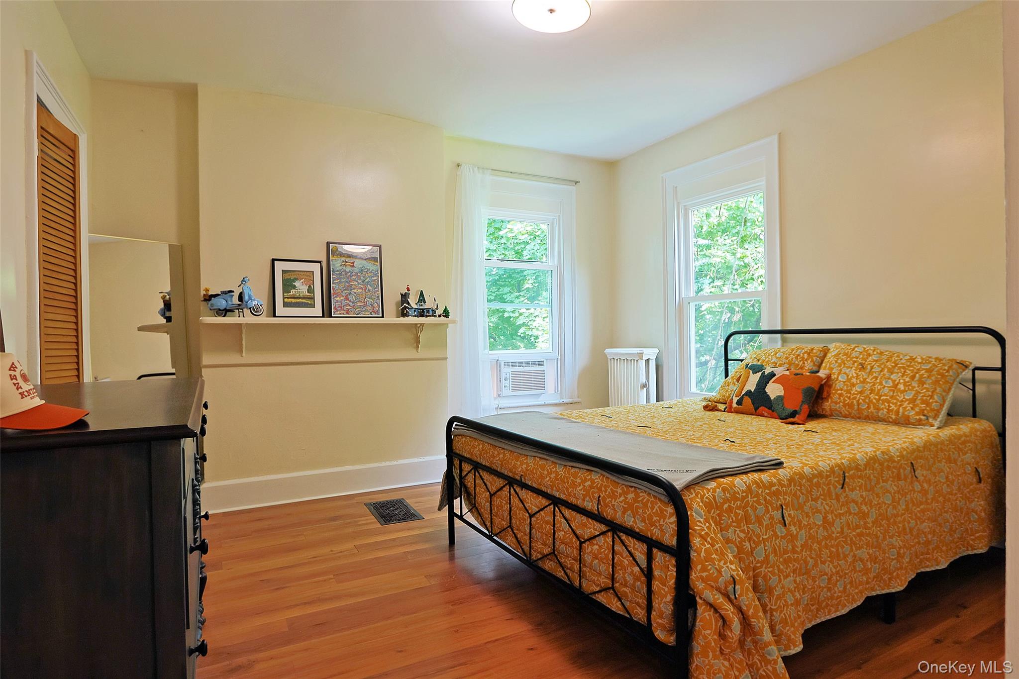 16 Elm Street Property Photo 28
