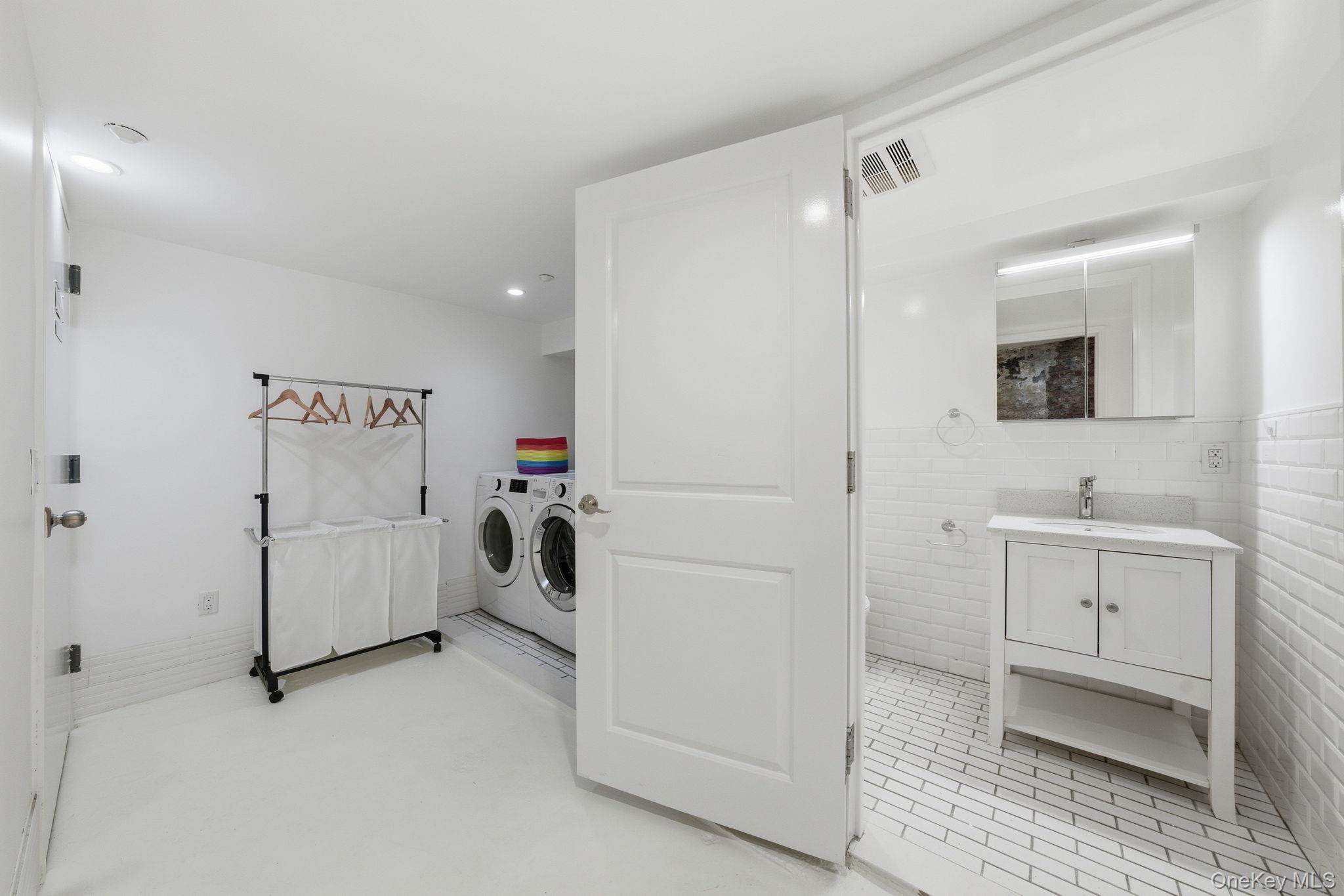 236 W 112th Street Property Photo 14
