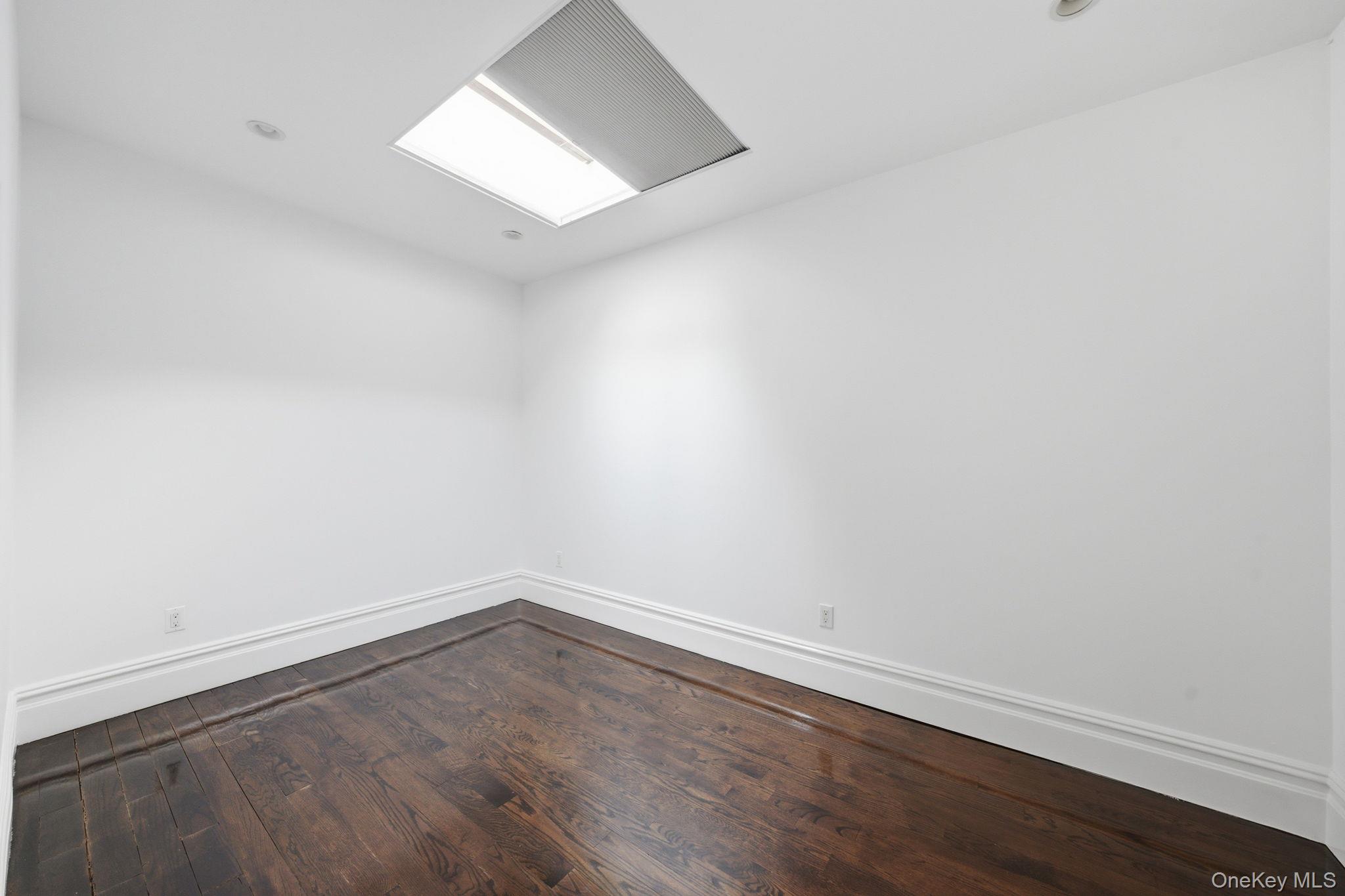 236 W 112th Street Property Photo 26