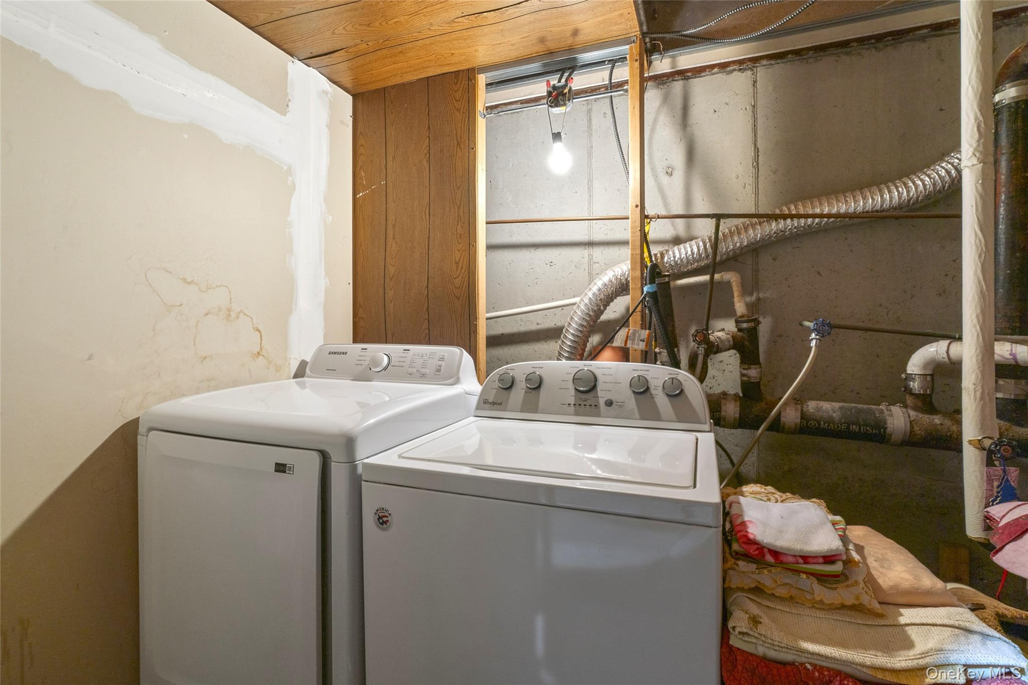 343 Hinsdale Street Property Photo 17